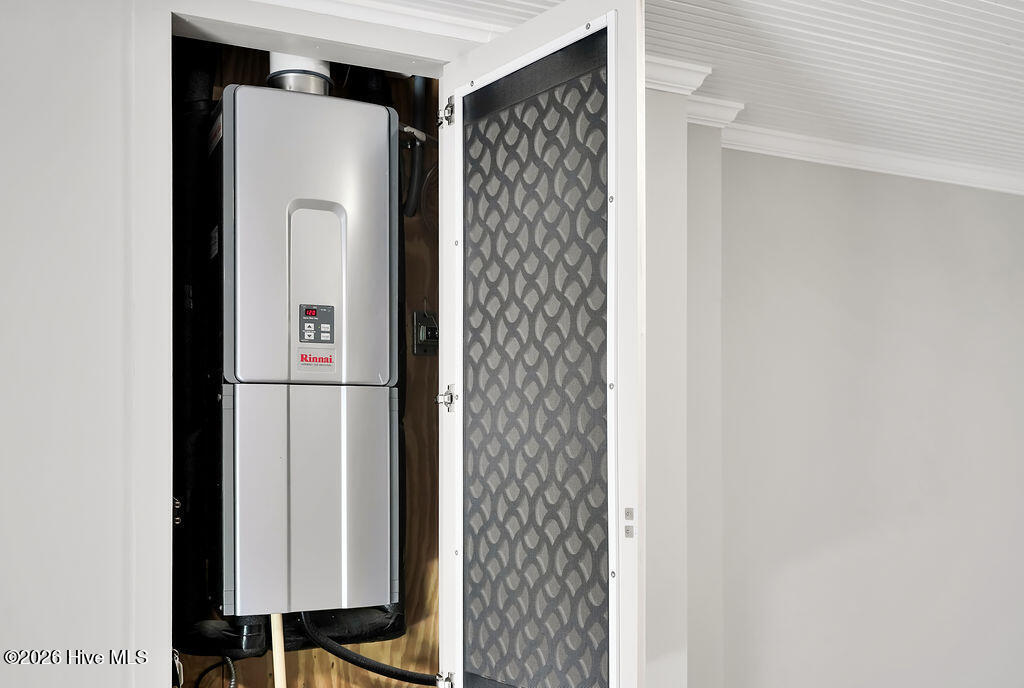 100566237 | Photo 38