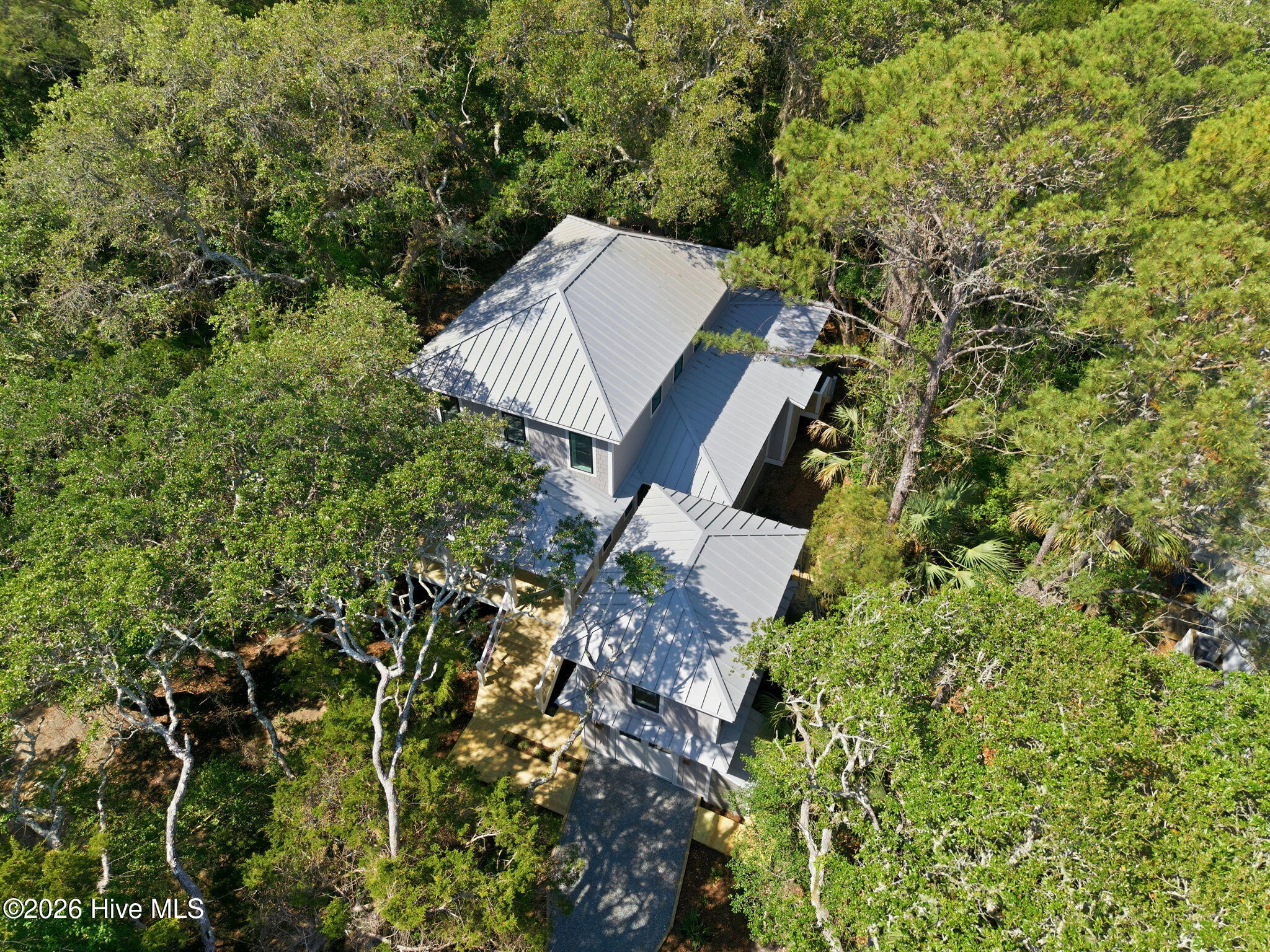 4 Dogwood Trail, Bald Head Island, NC 28461 – photo 7: 5-web-or-mls-DJI_20260514103403_0411_D