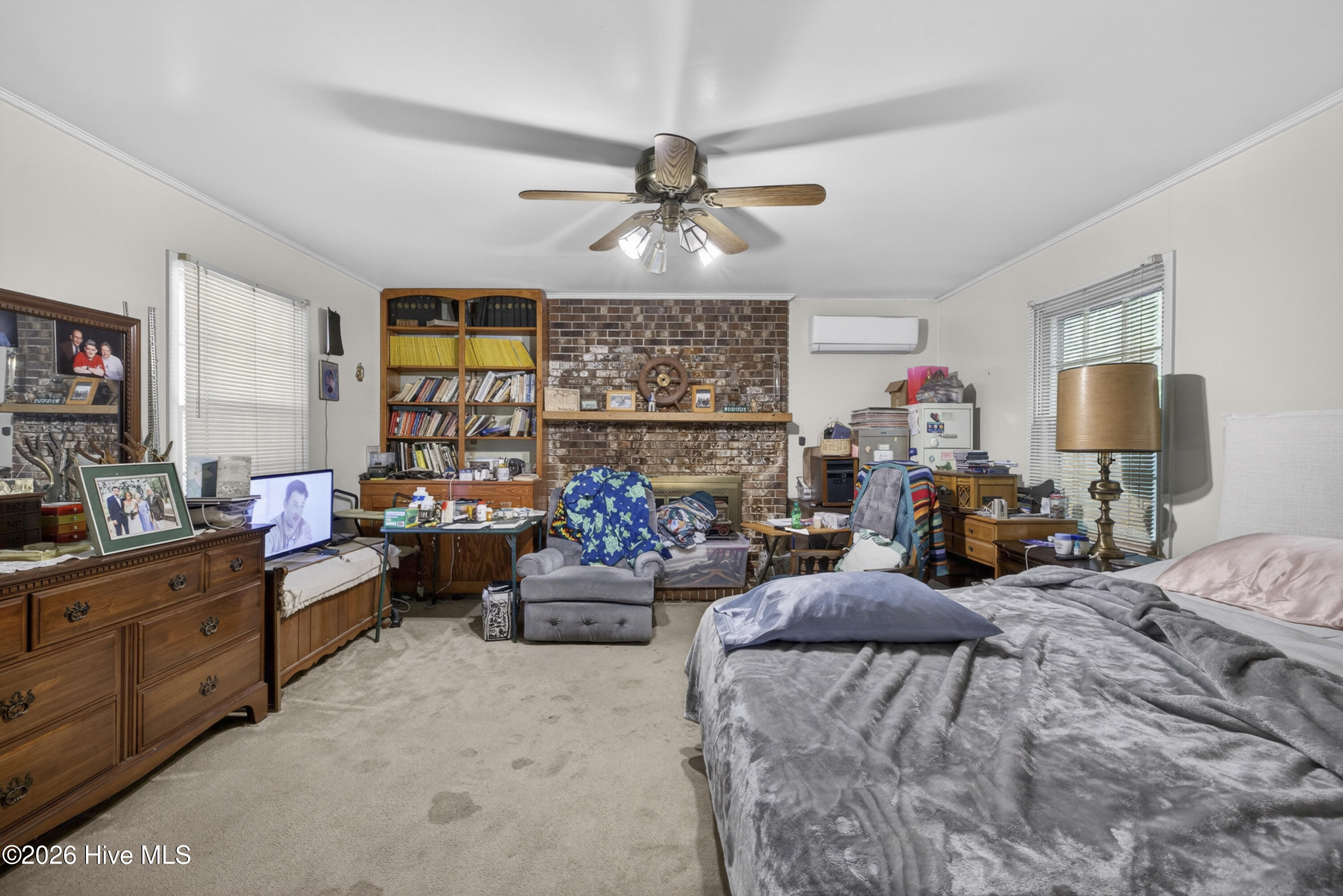 100569316 | Photo 30