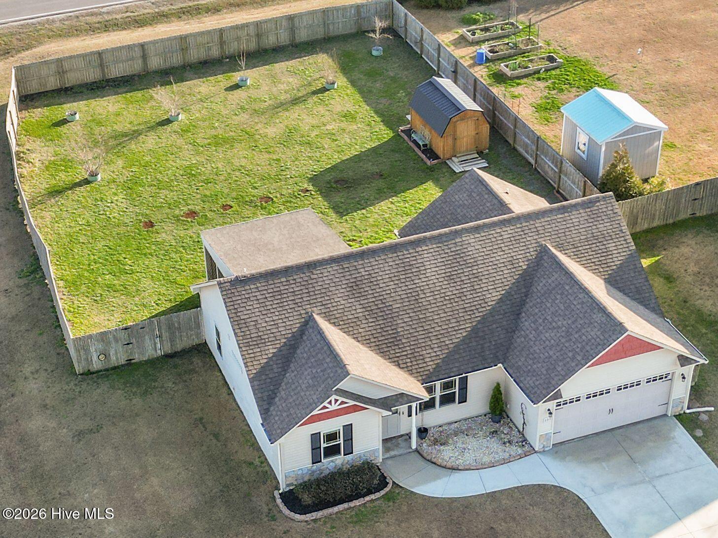 100559181 | Photo 44