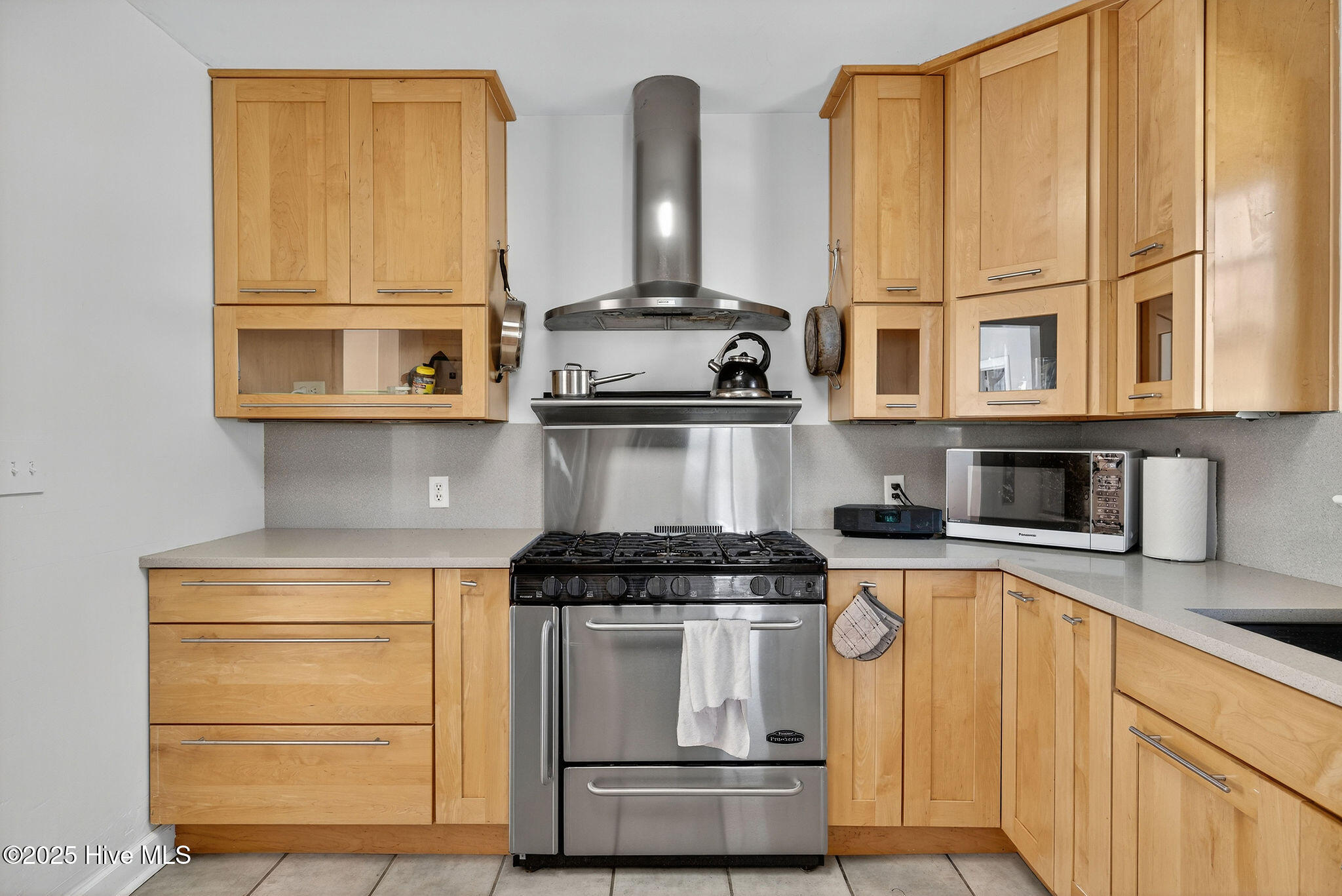 100539754 | Photo 12