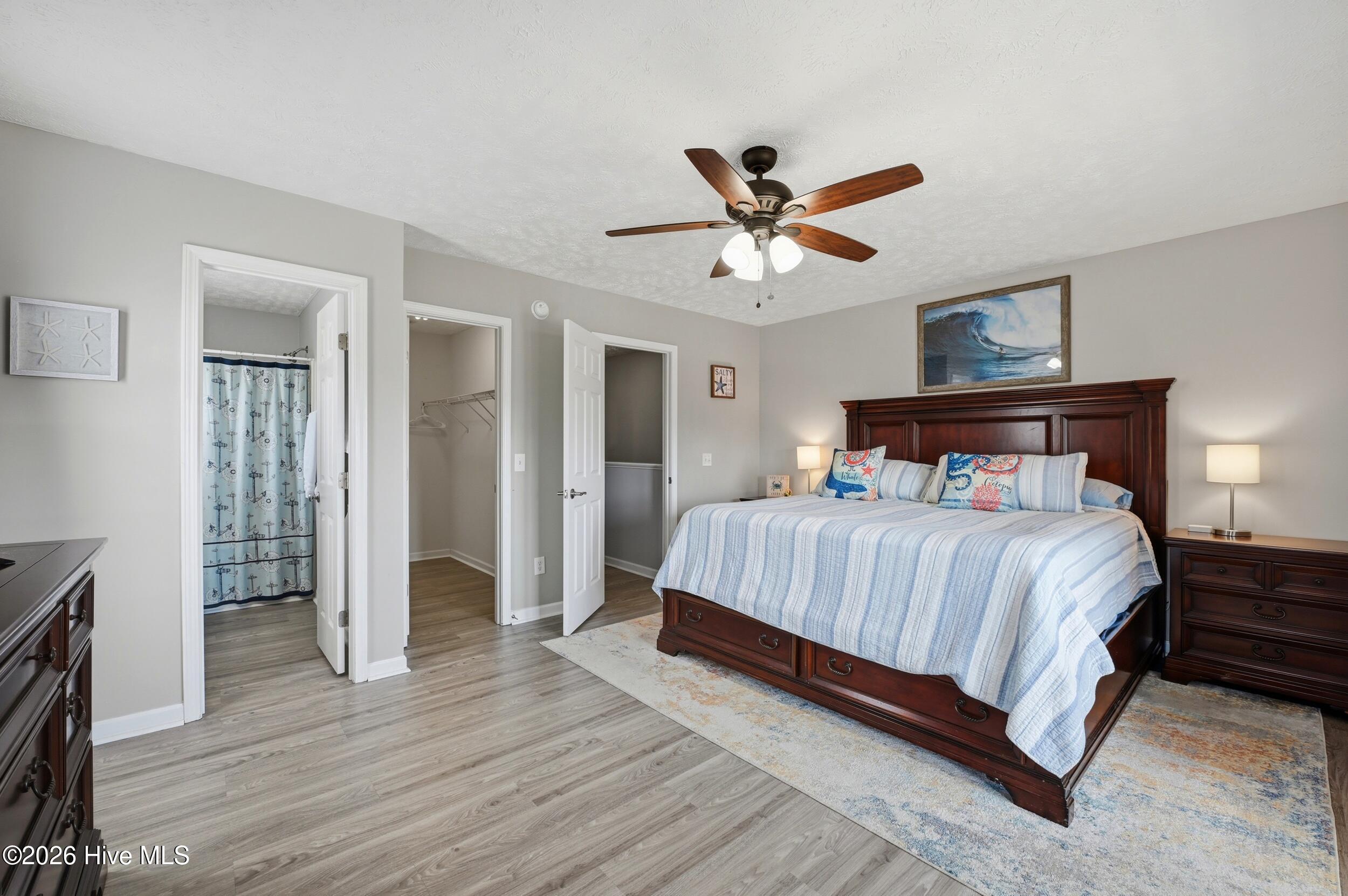 100565799 | Photo 17