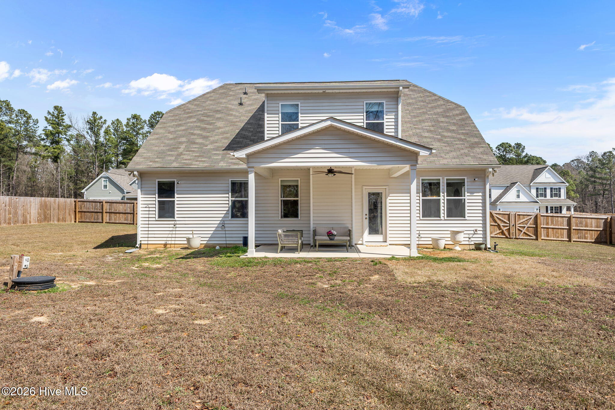 42-web-or-mls-AZ3A2514