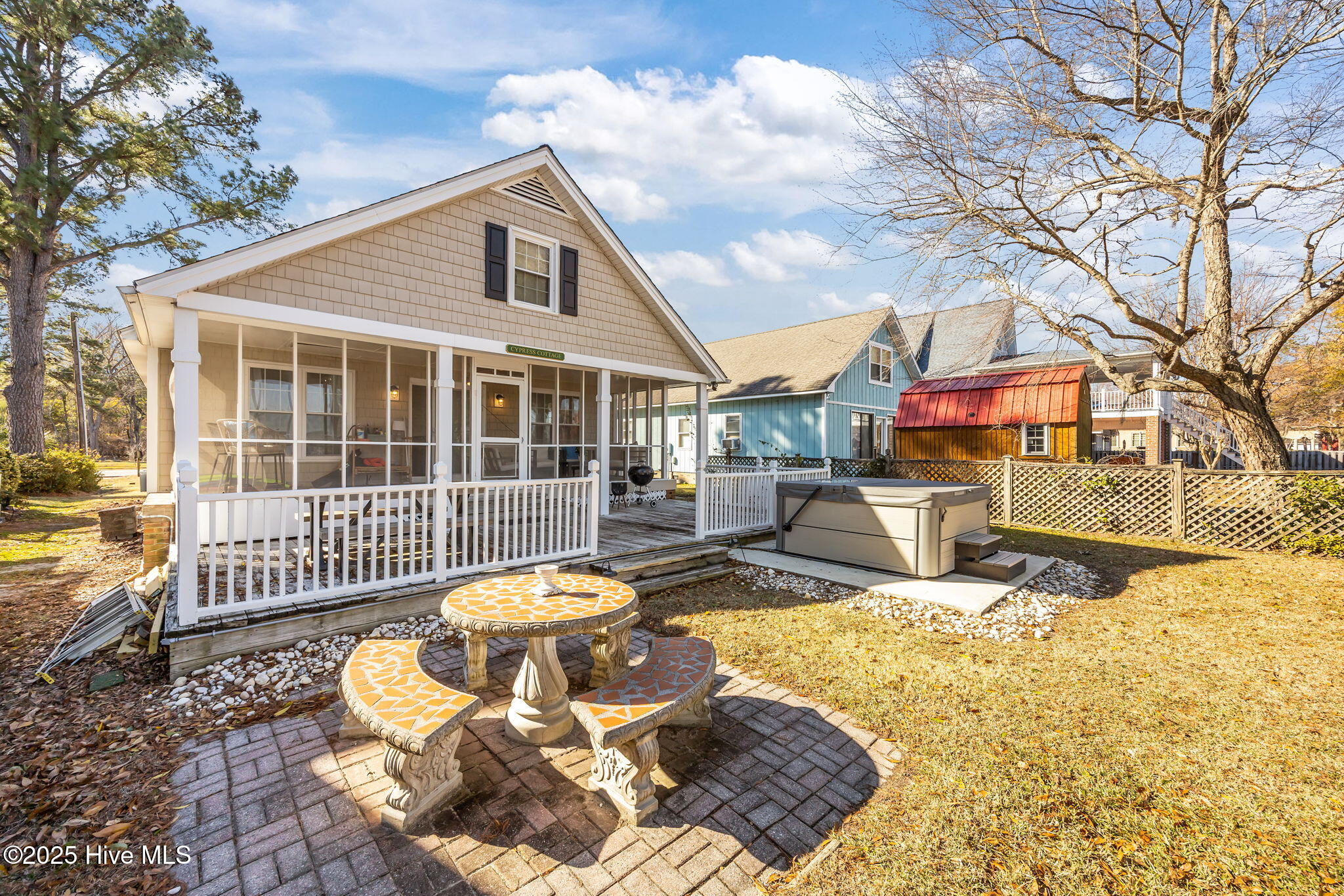 100545824 | Photo 32