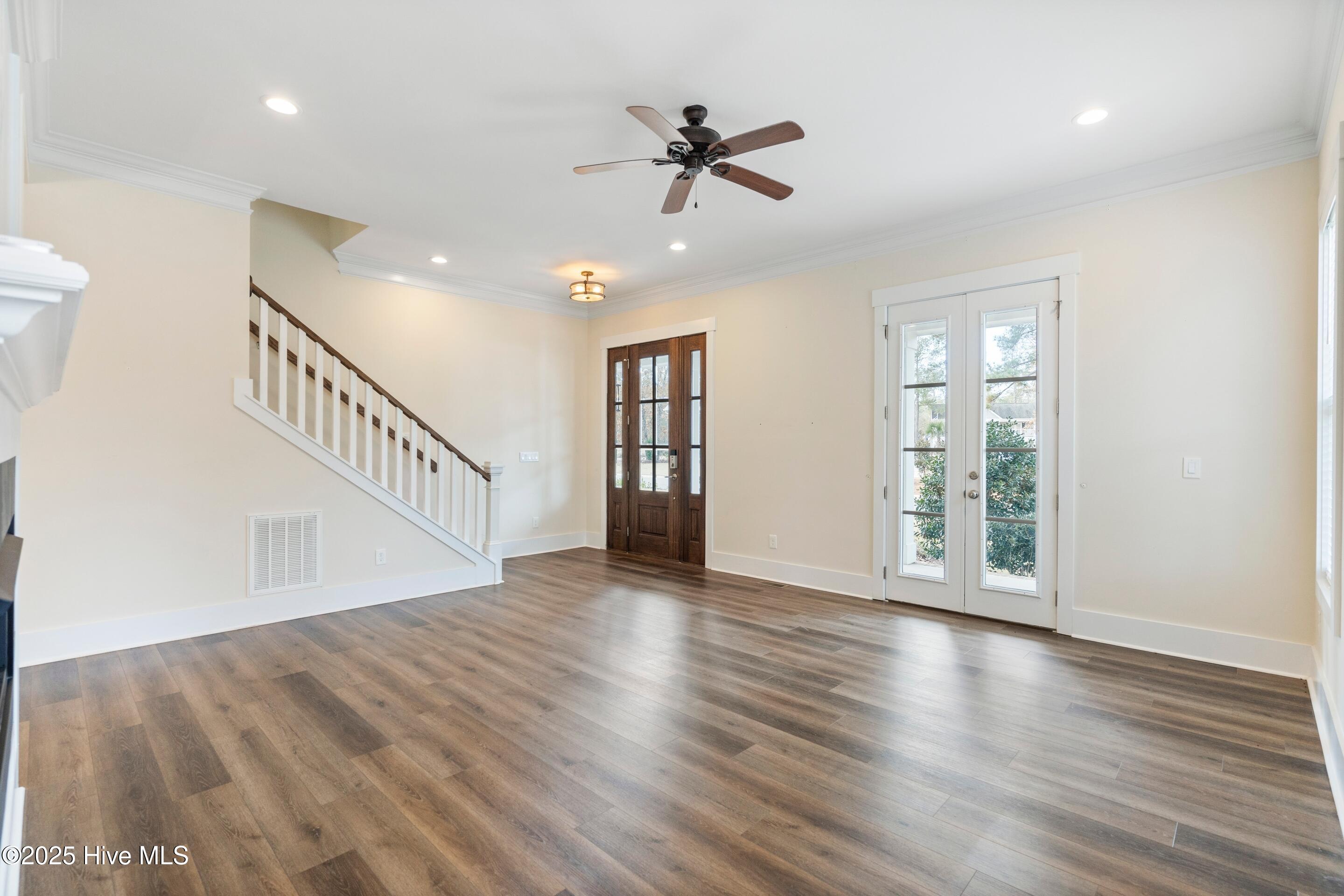 100544817 | Photo 10