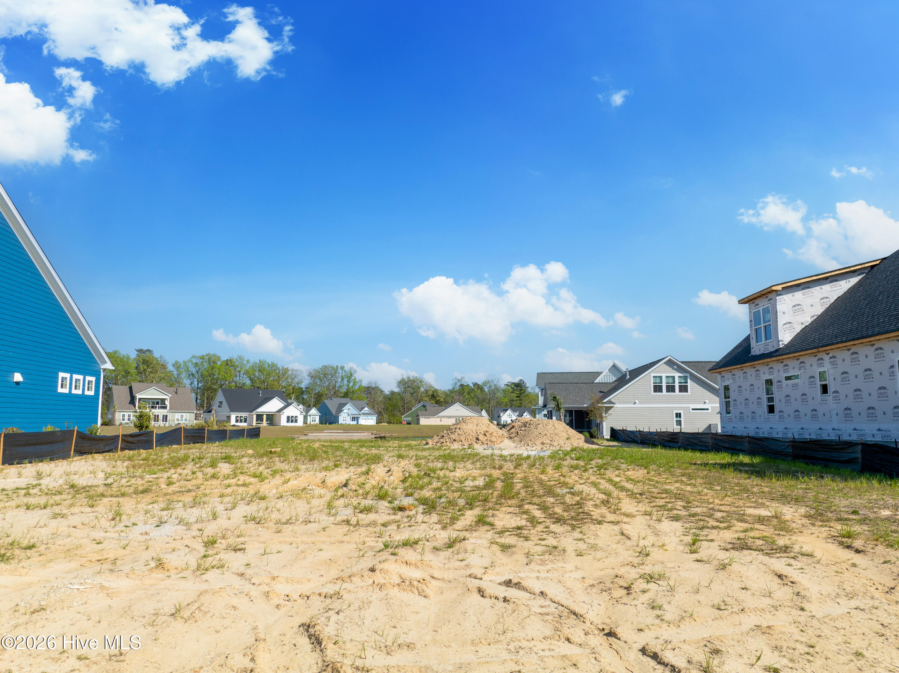 100564727 | Photo 27