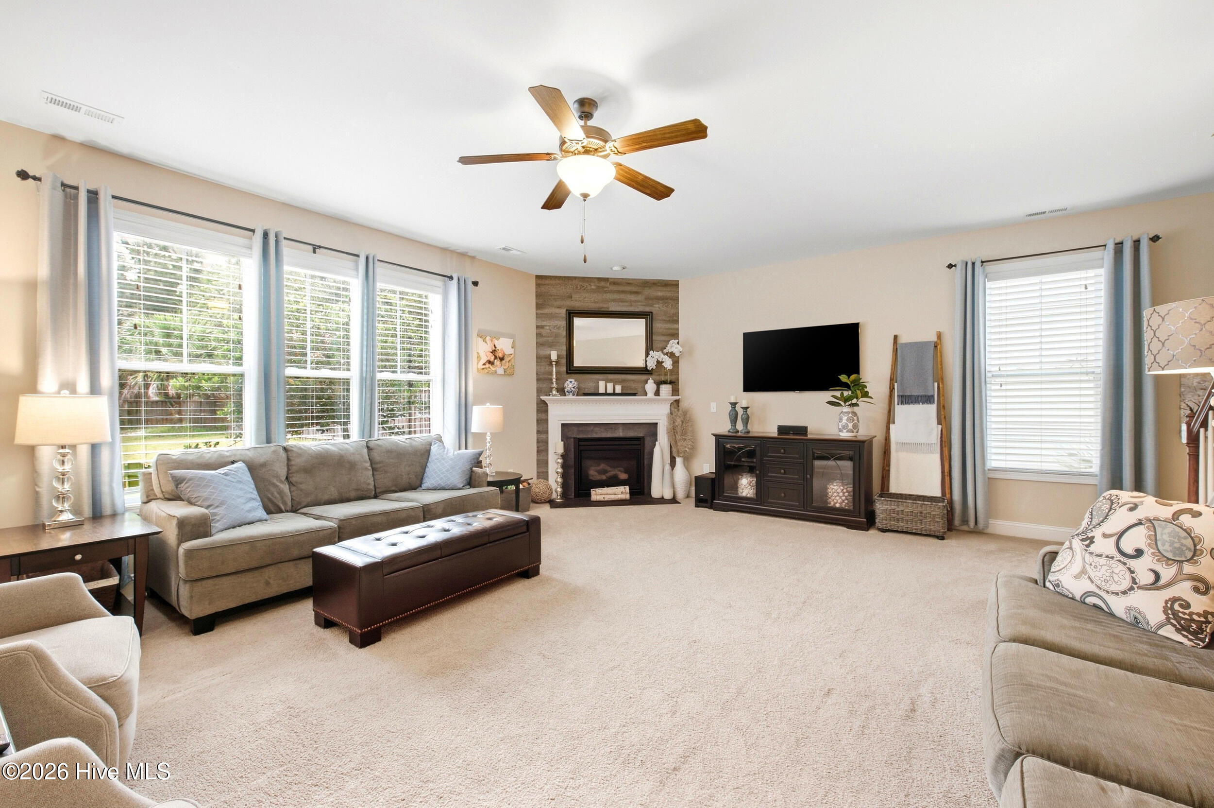 422 Chablis Way, Wilmington, NC 28411 – photo 5: 7_422_chablis_way_007