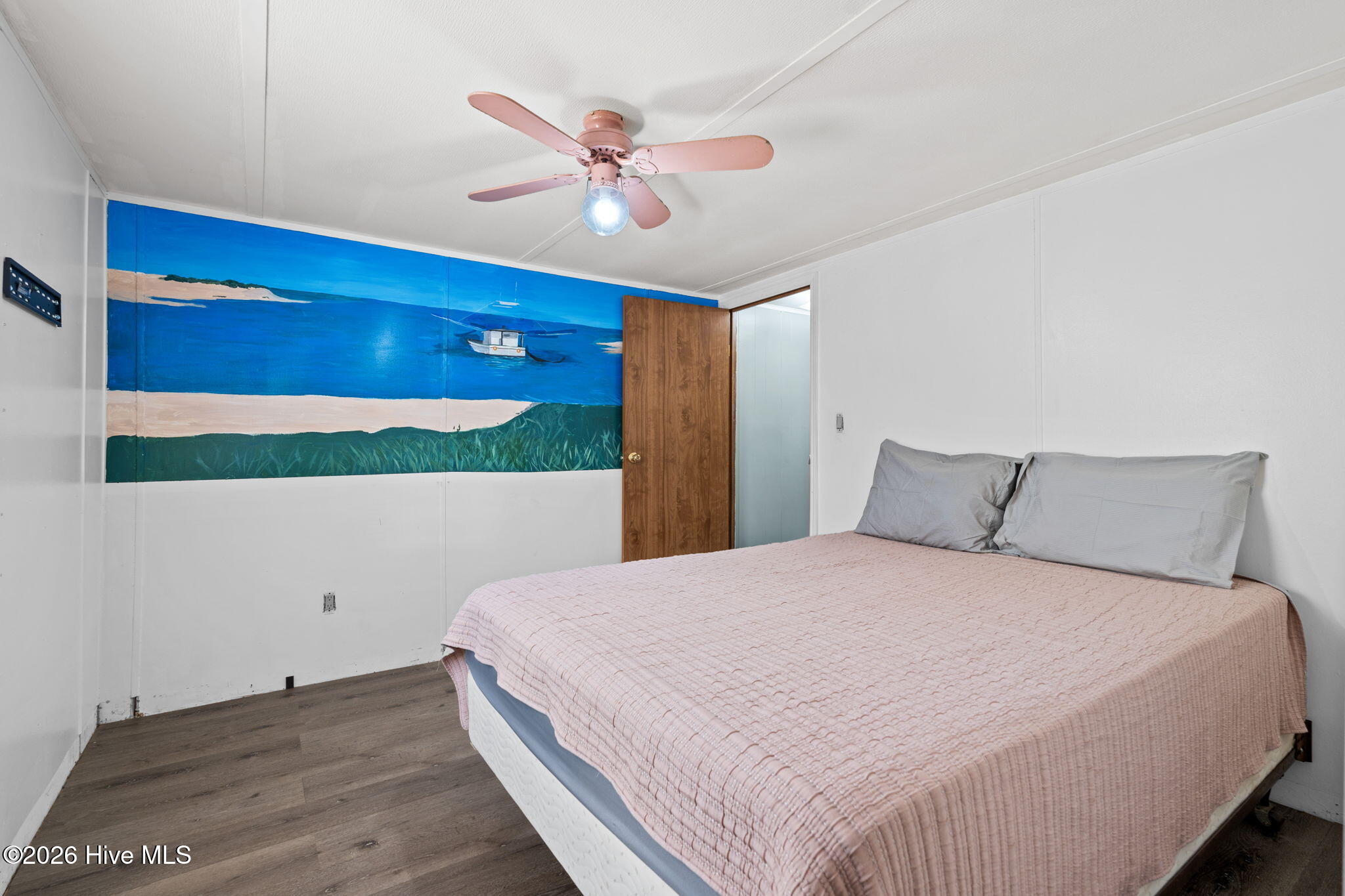 100564751 | Photo 17