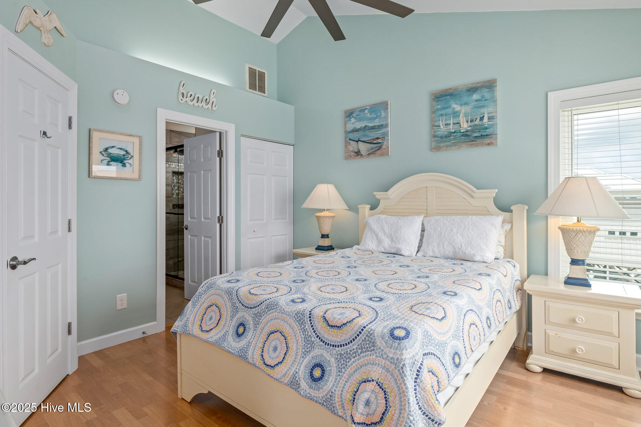 100515764 | Photo 21