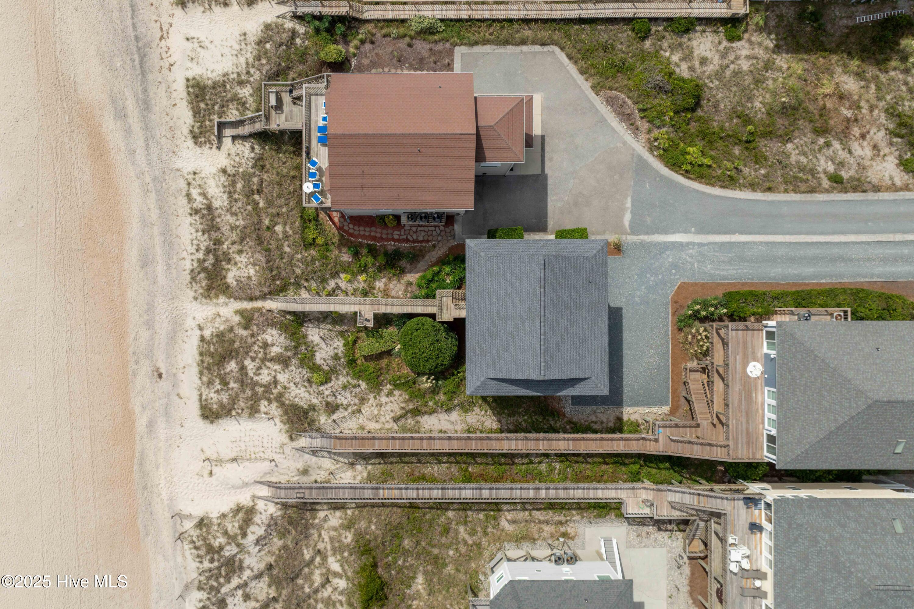 100529983 | Photo 10