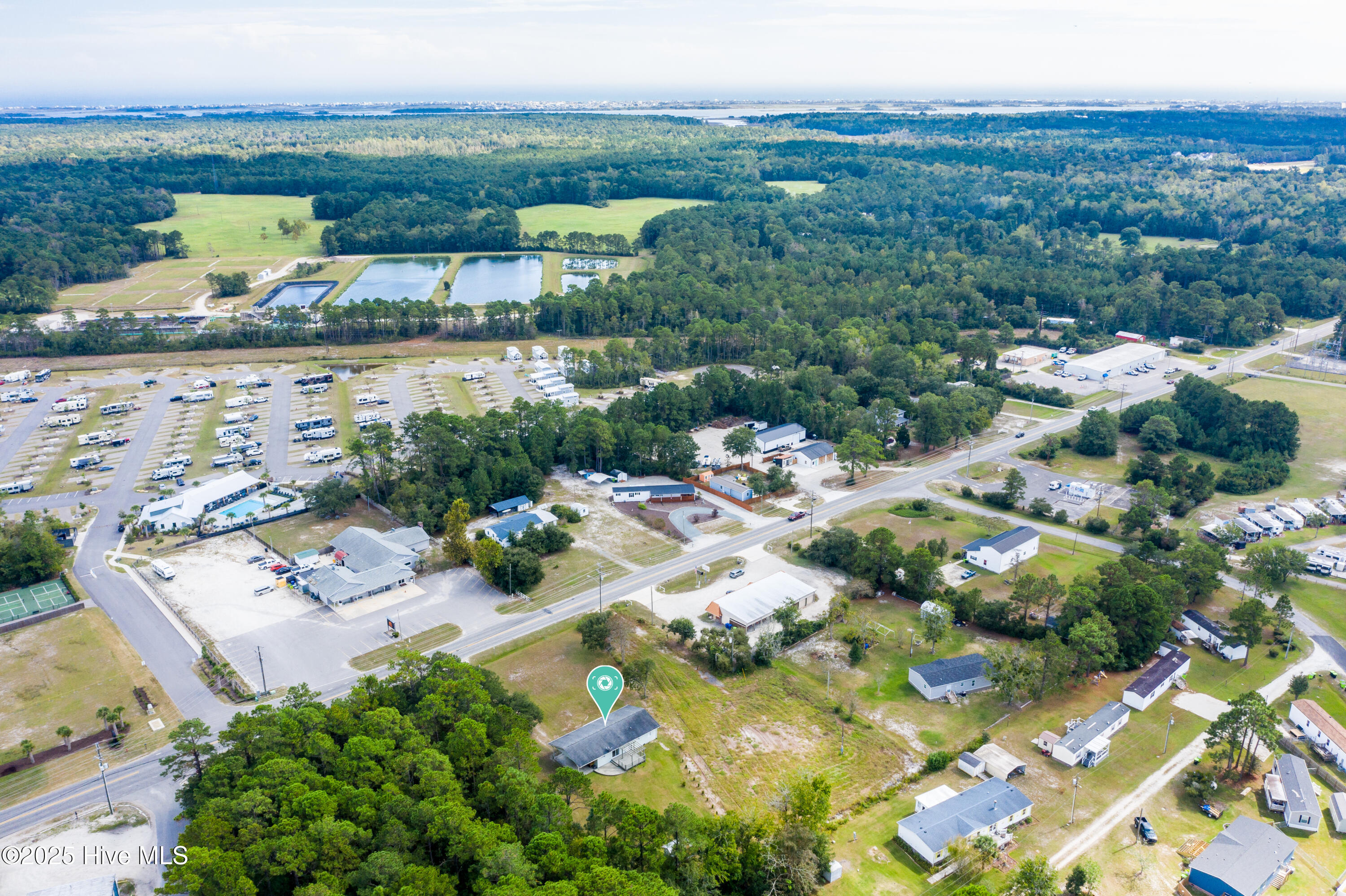 100533401 | Photo 36