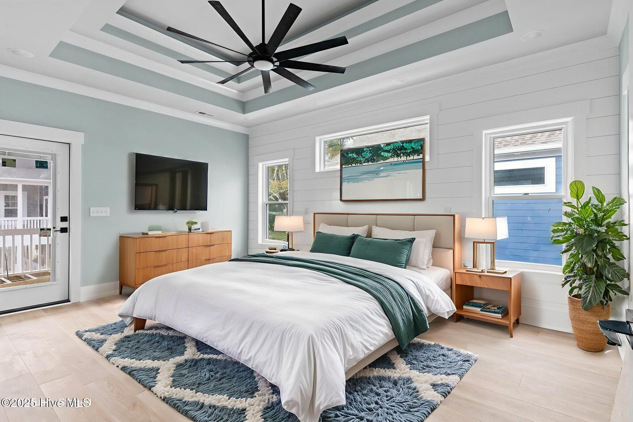 100548785 | Photo 17