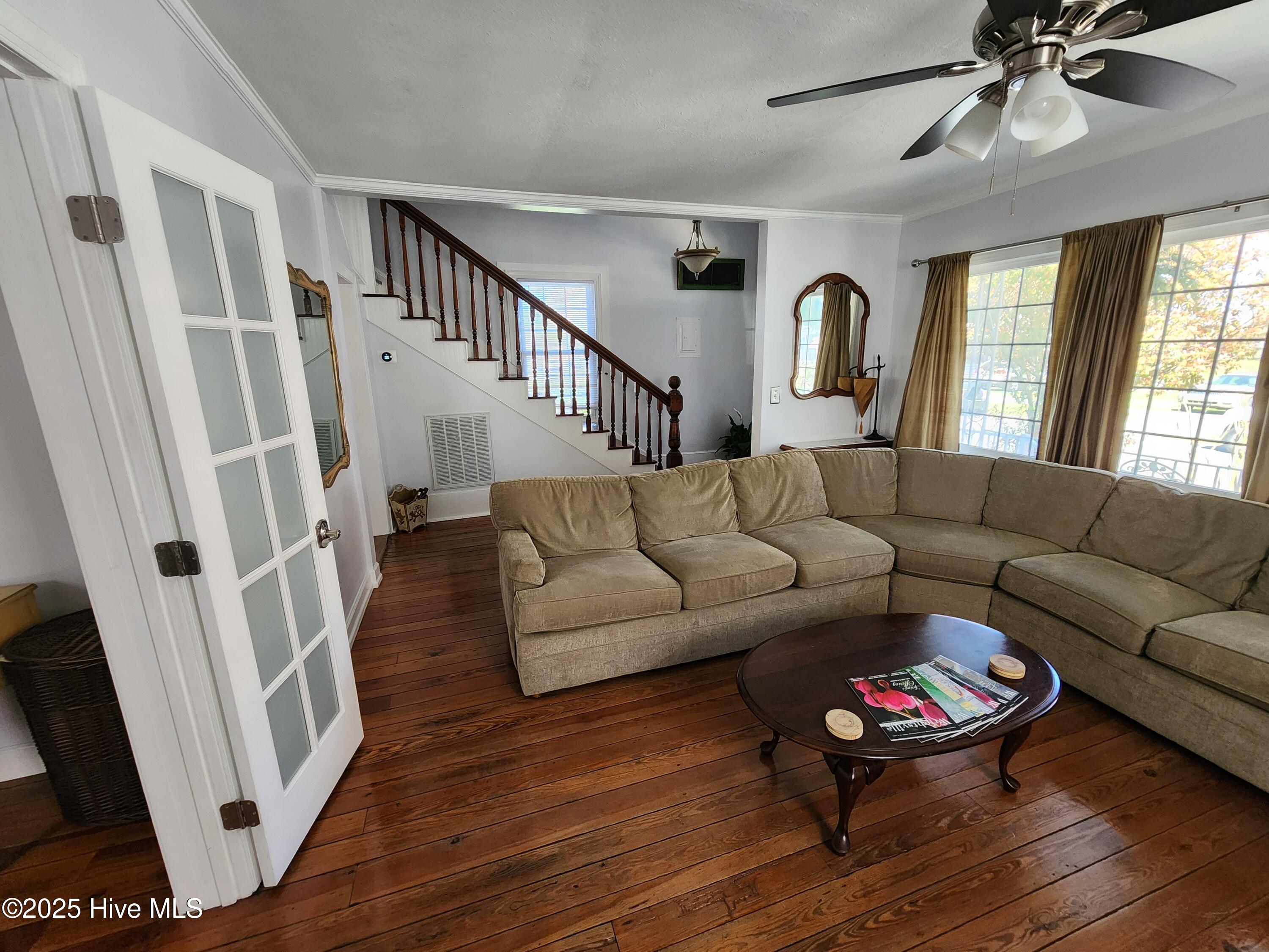 100543884 | Photo 22