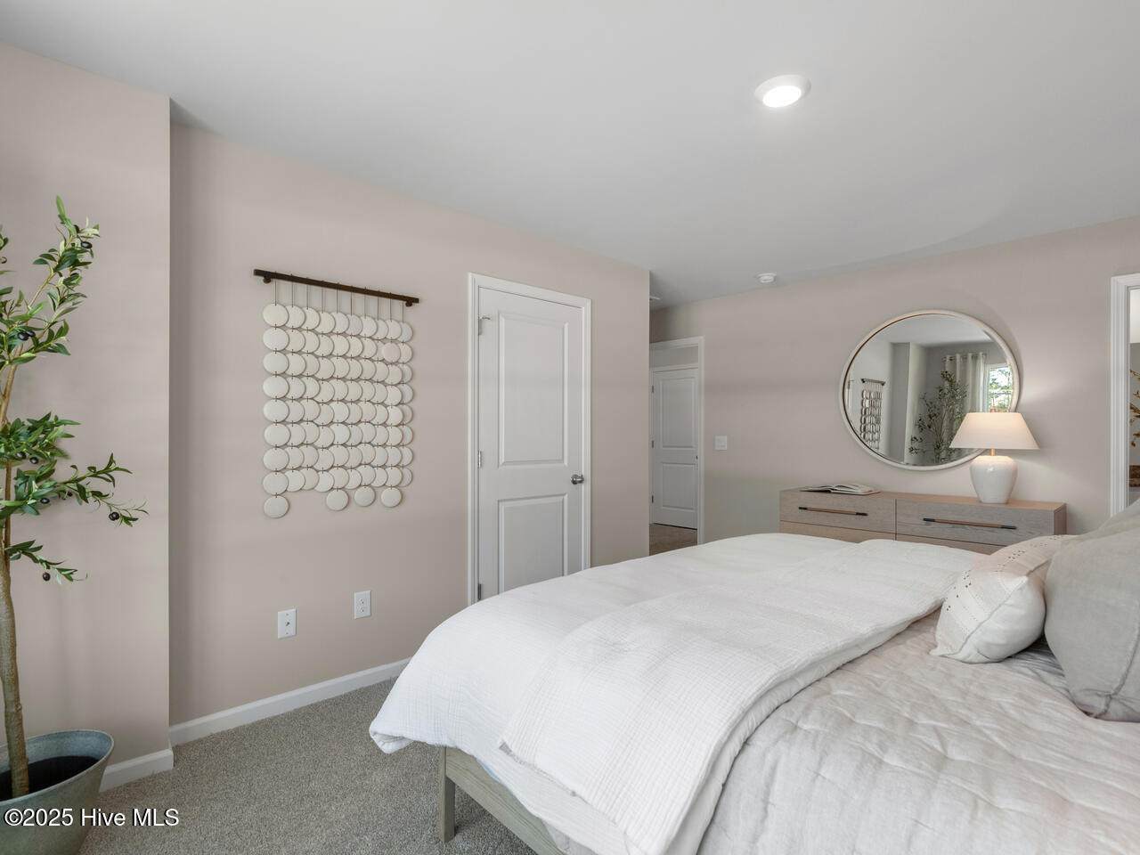 100545385 | Photo 20