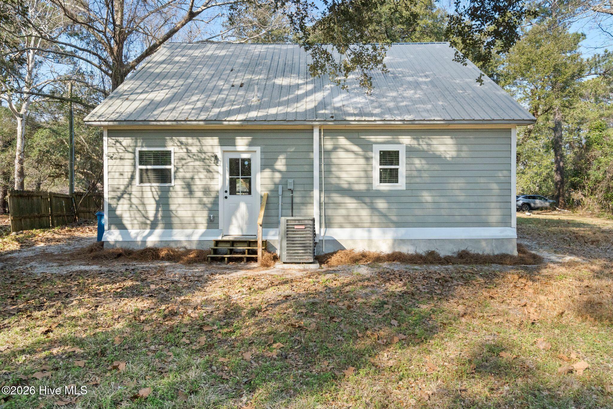 100554354 | Photo 43