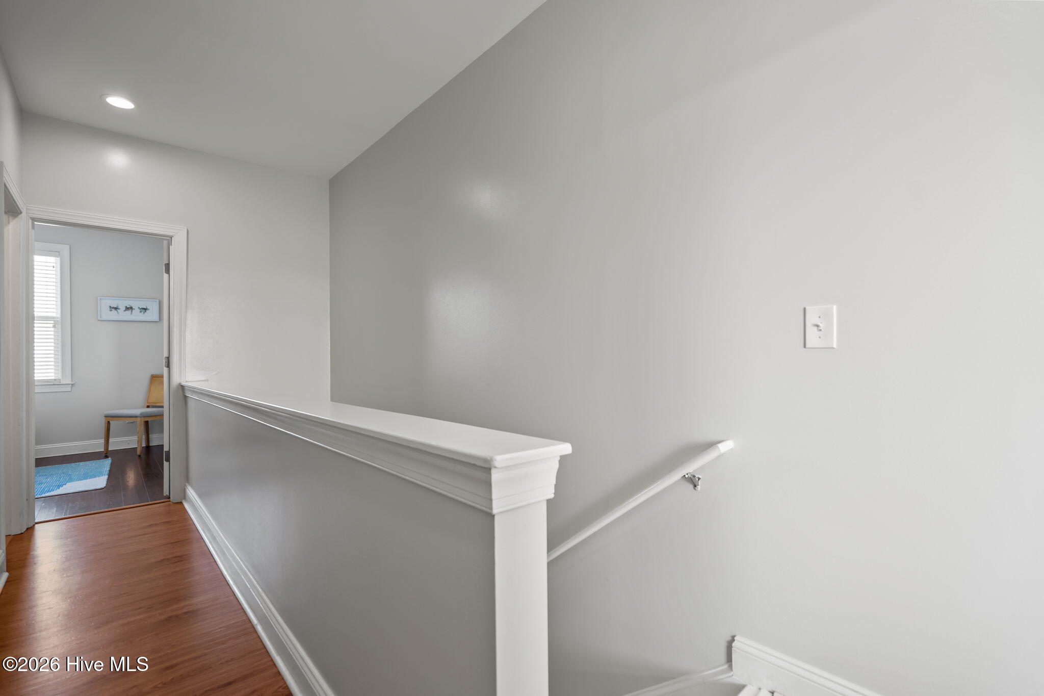 100560488 | Photo 26