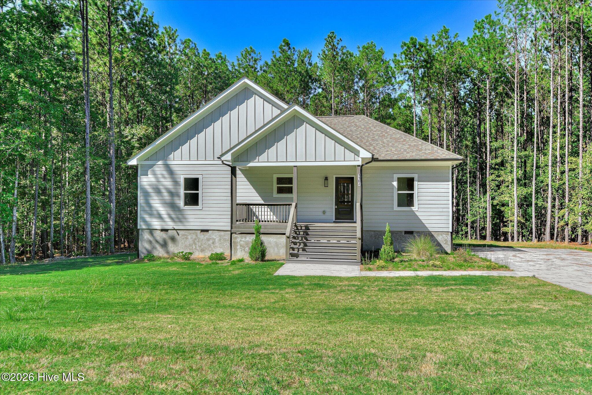 1165 Watersedge Cove