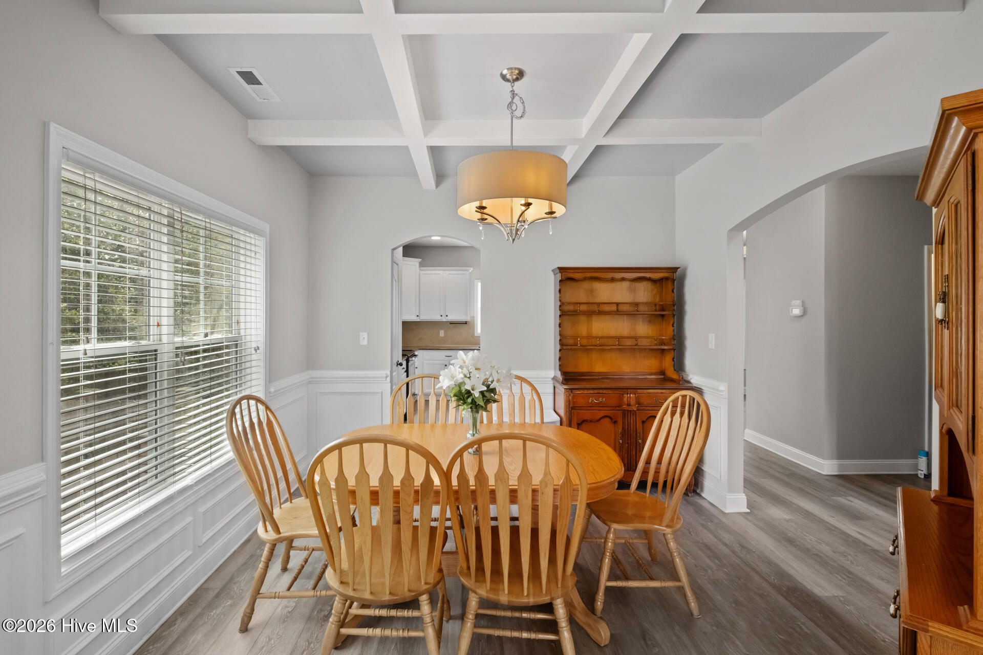 100566608 | Photo 56