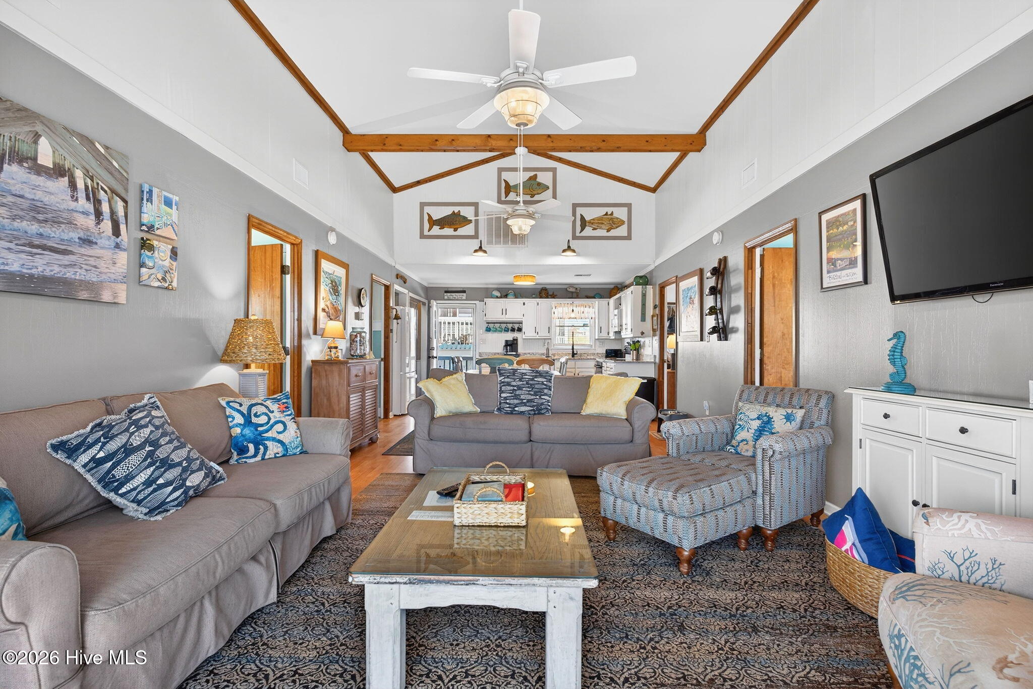 100554629 | Photo 10