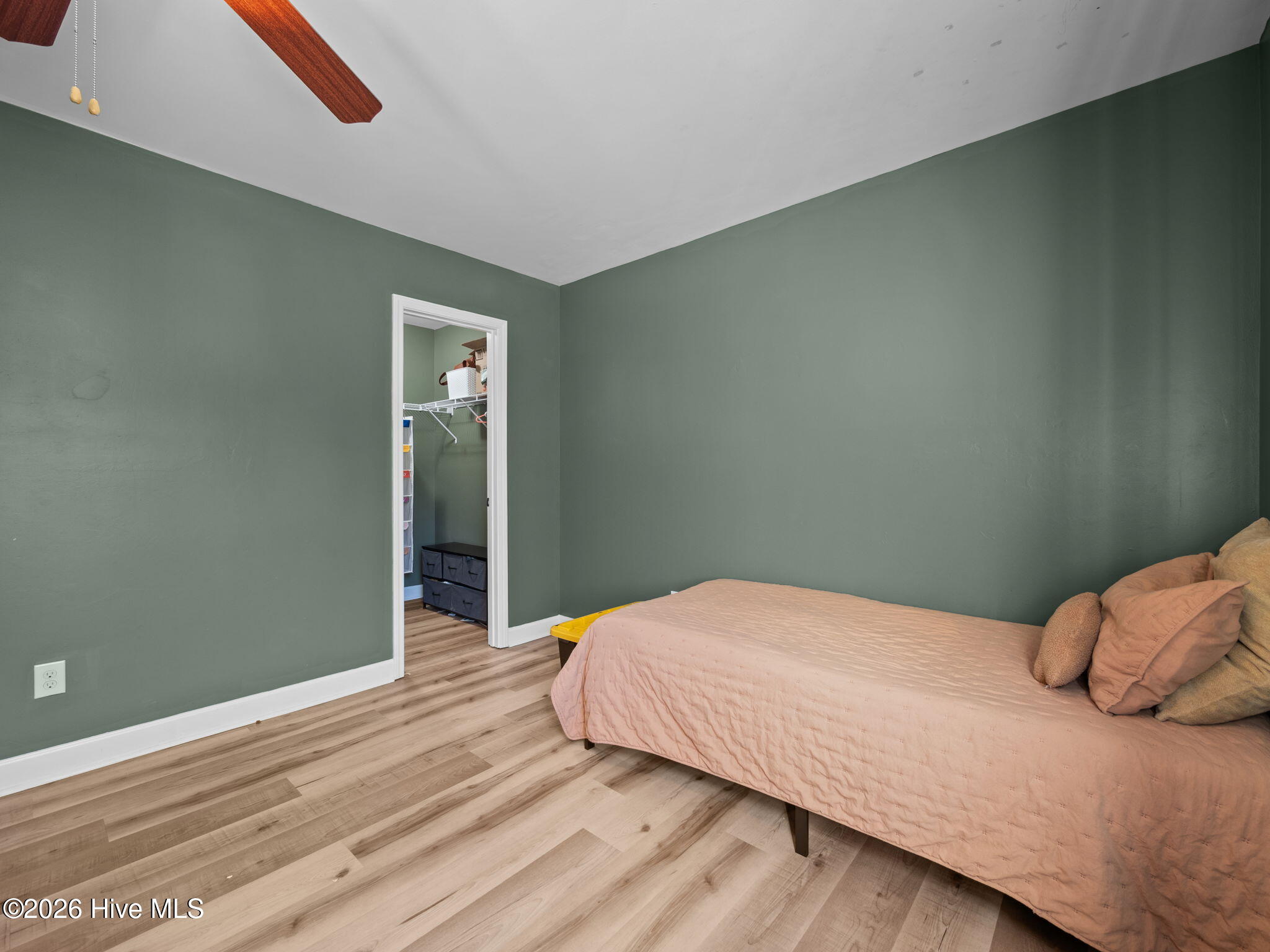 100547067 | Photo 37