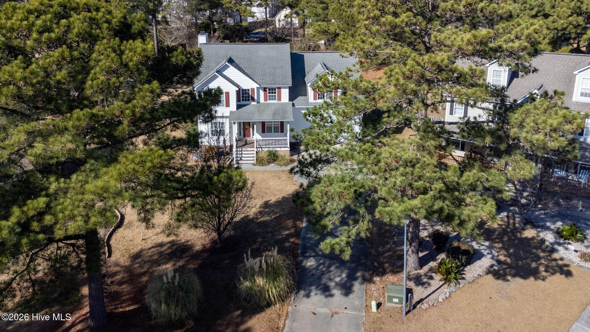 100547779 | Photo 51