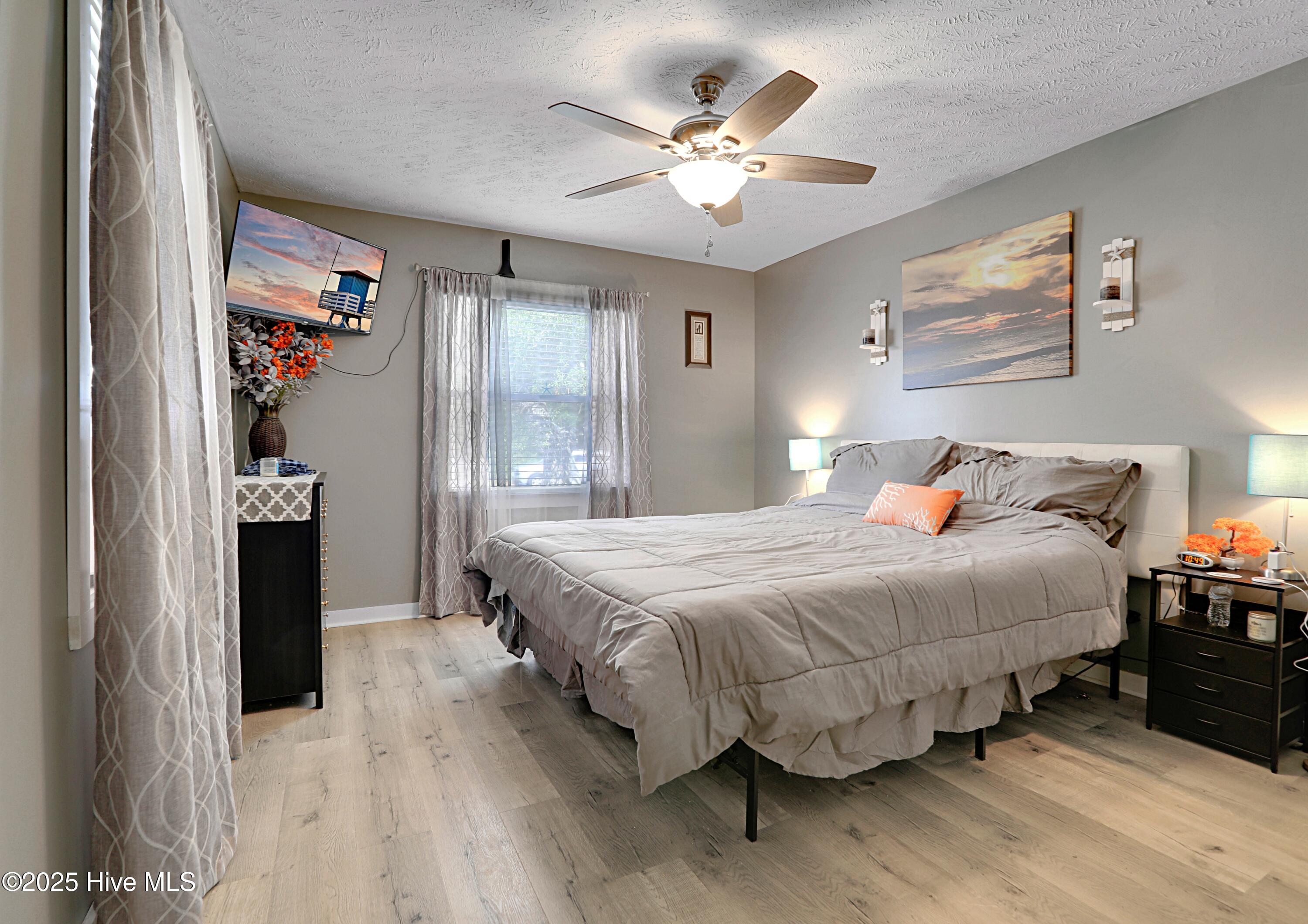 100523297 | Photo 11