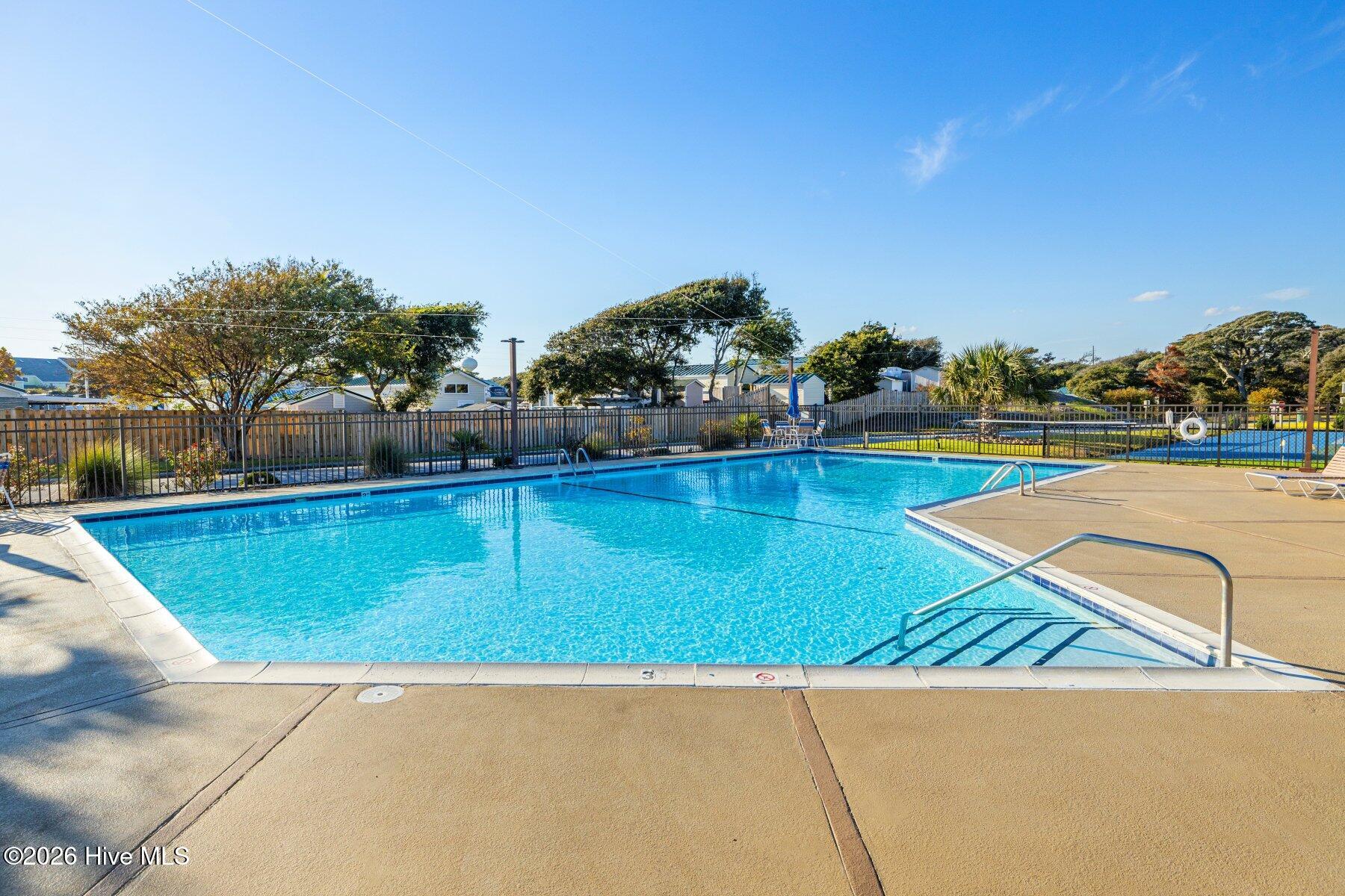 100561637 | Photo 31