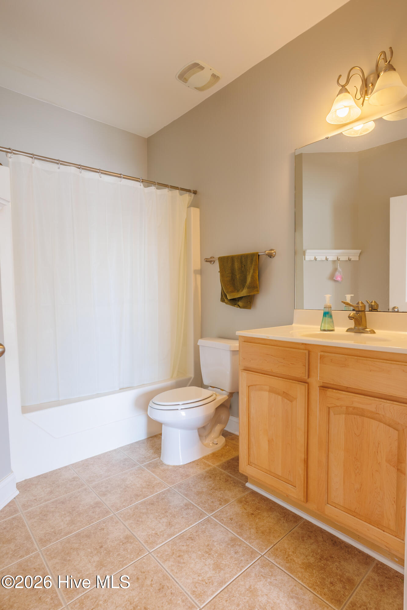 100550951 | Photo 19