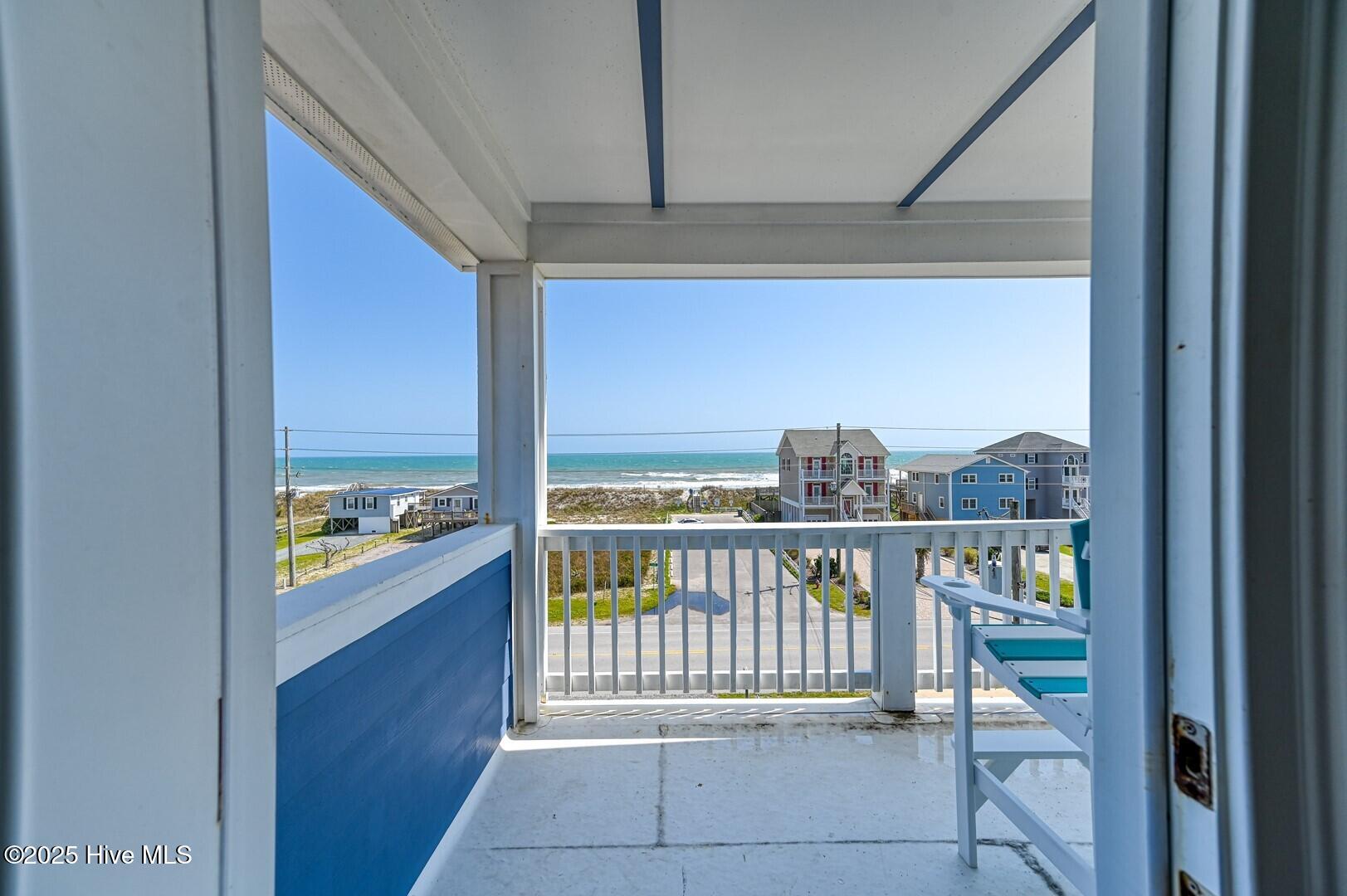 100496177 | Photo 46