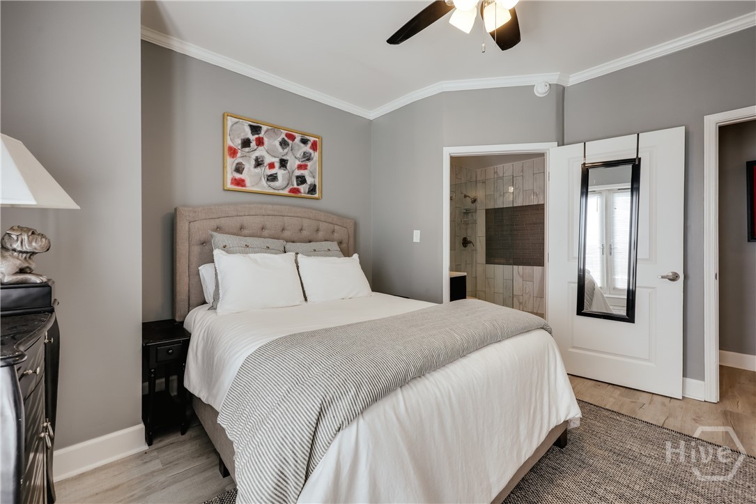 250 W Broad Street 801