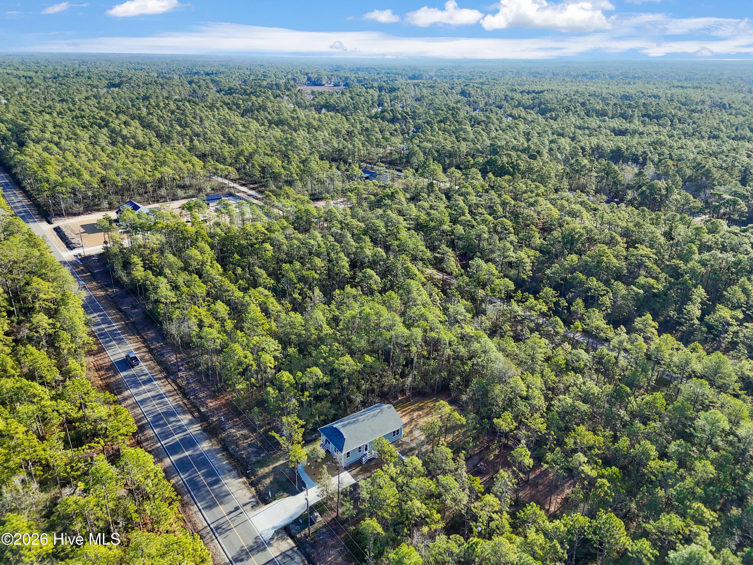 100548446 | Photo 36