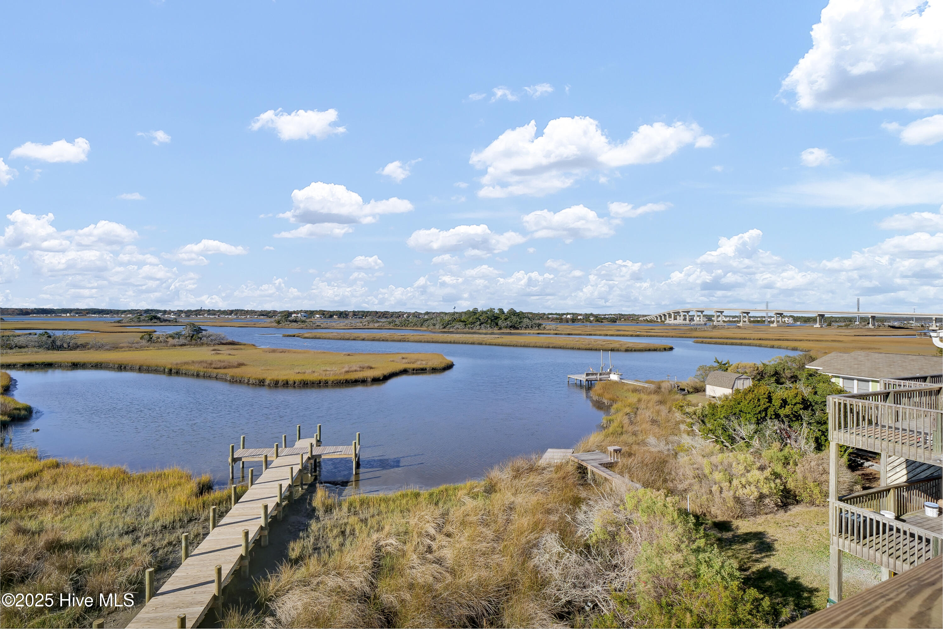 100542555 | Photo 66