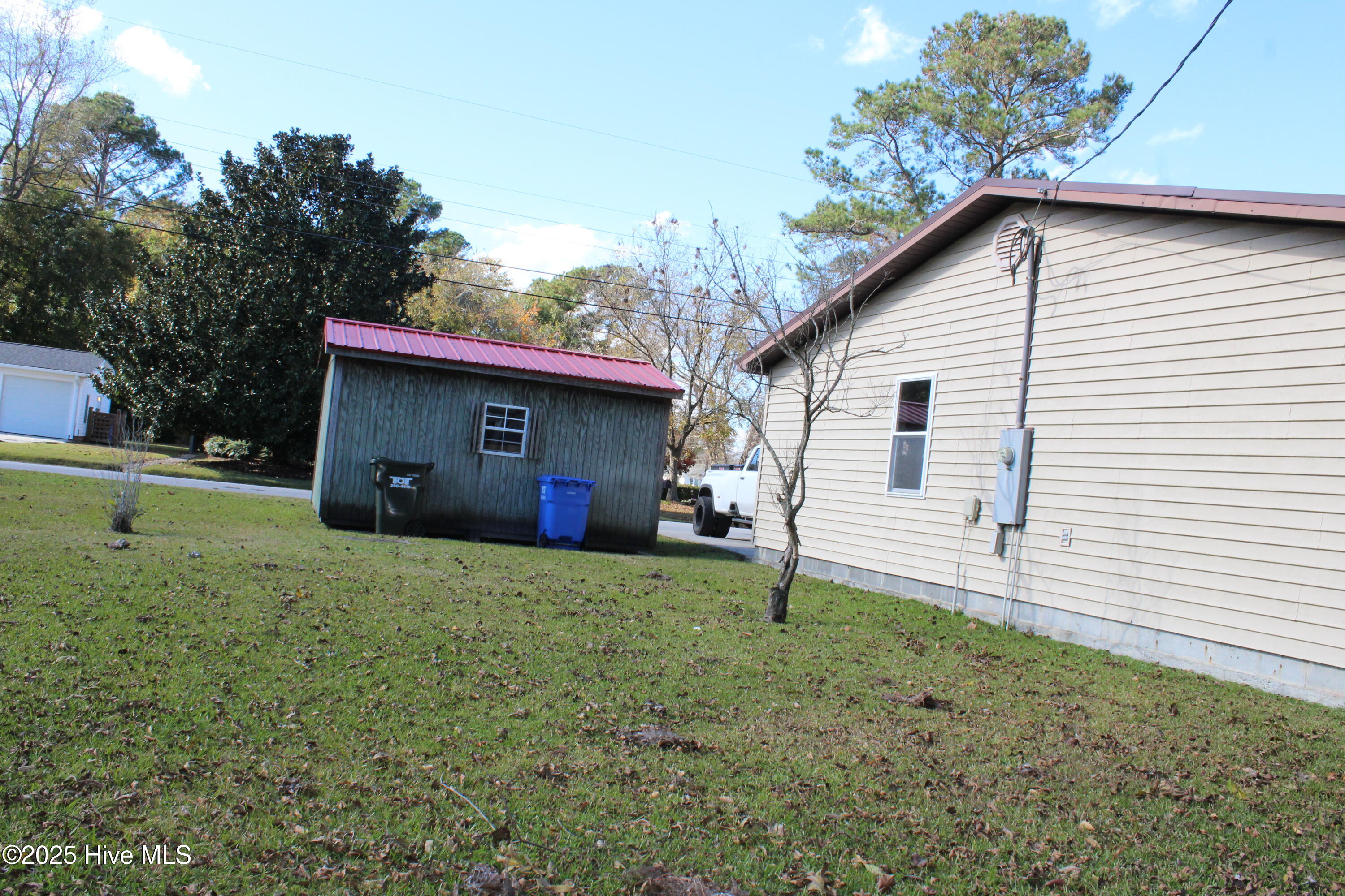 Homes for sale in Beulaville, NC | 513 W Main St, Beulaville, NC 28518 | MLS# 100540558