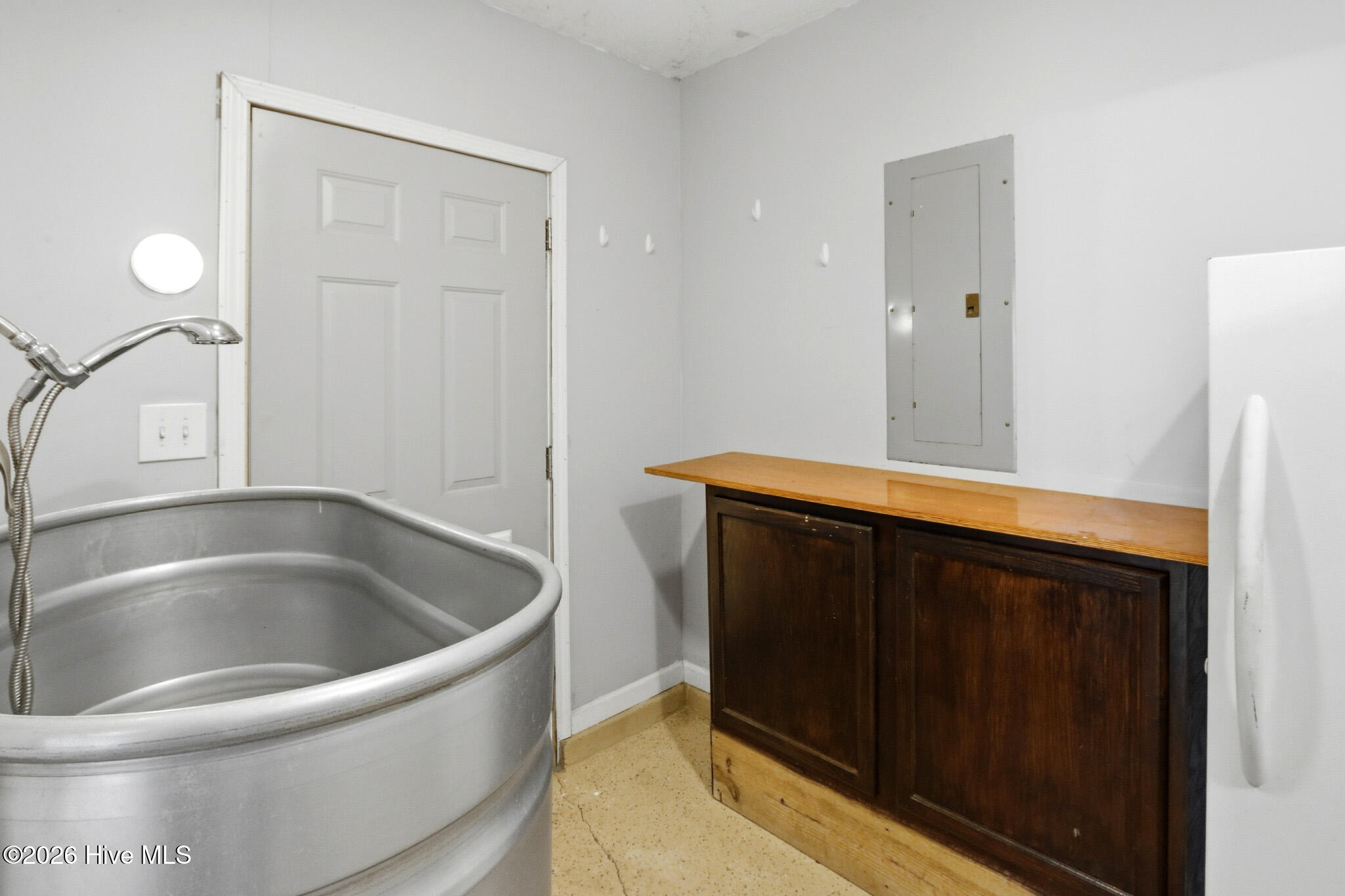 100558935 | Photo 33