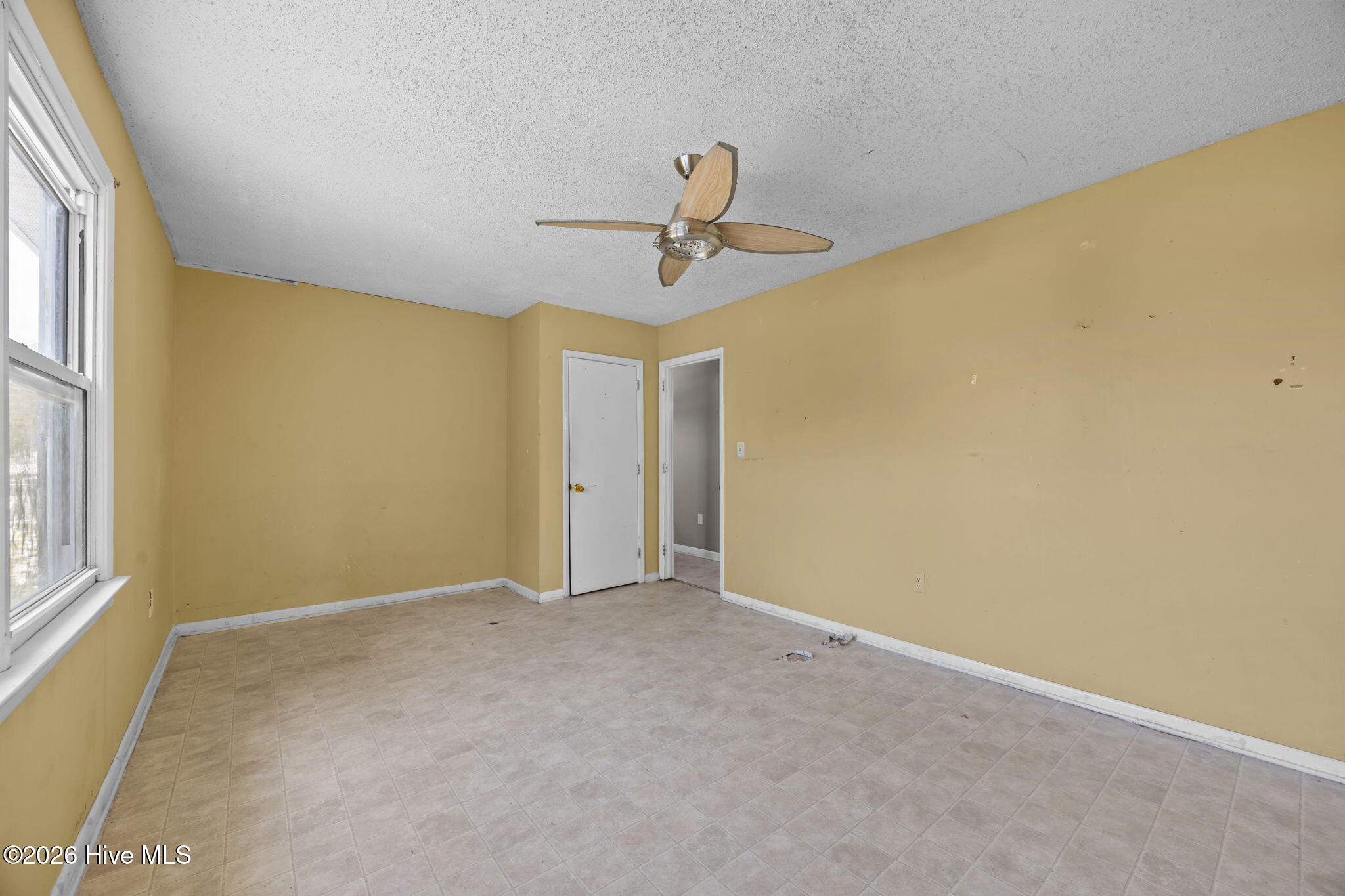 2501 Avery Street,Morehead City