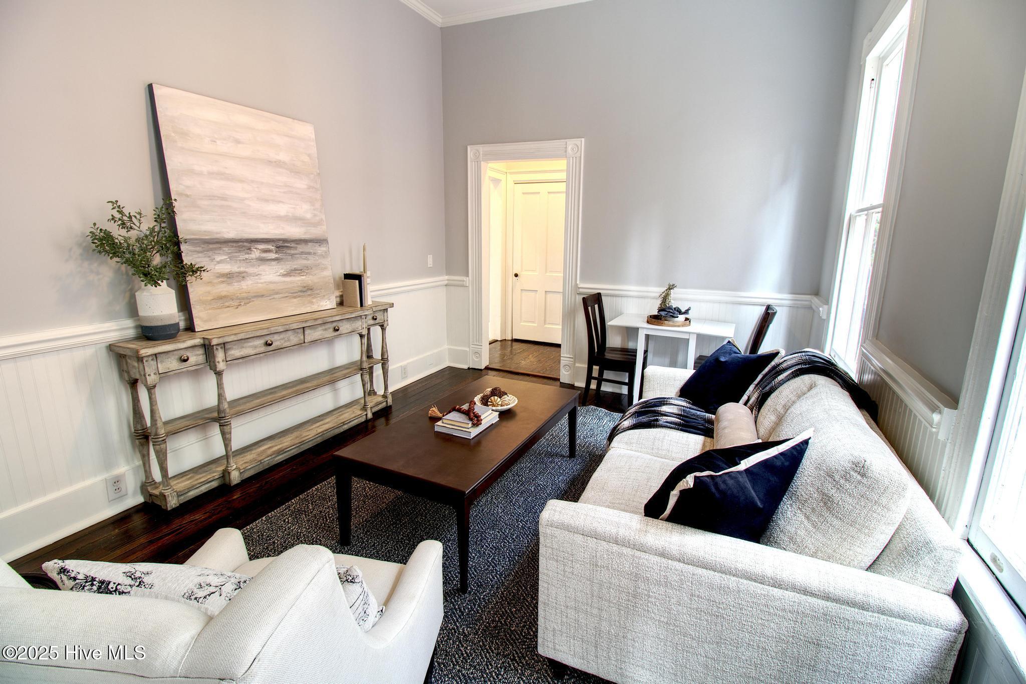 100529895 | Photo 13