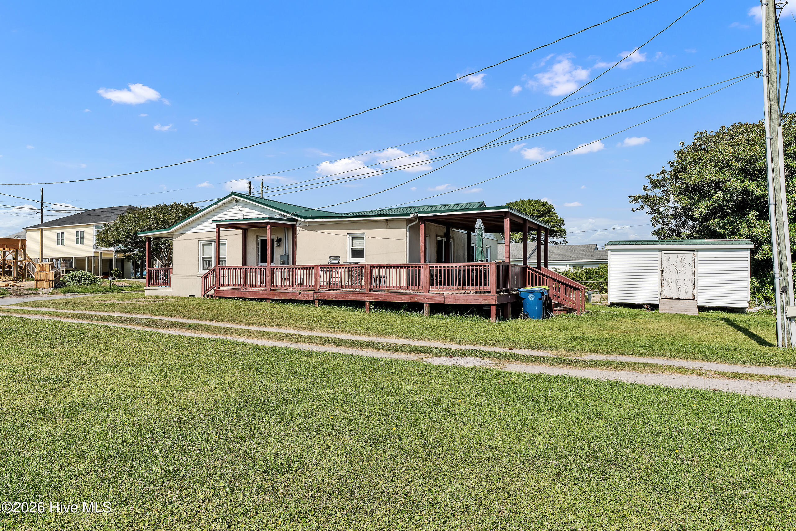 2nd image of 1004 Avery St, Morehead City, NC 28557 | MLS# 100584655