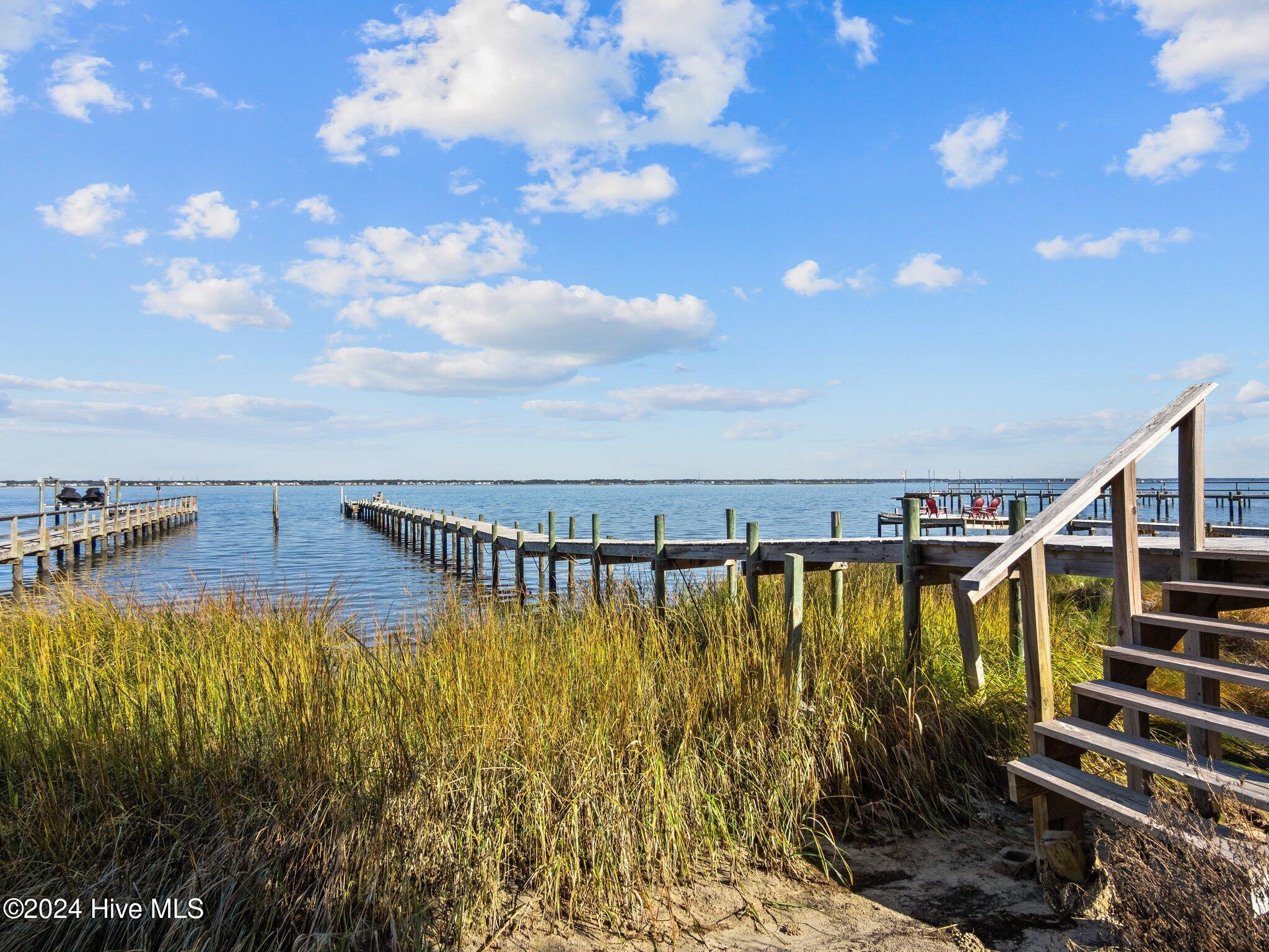 100555573 | Photo 32