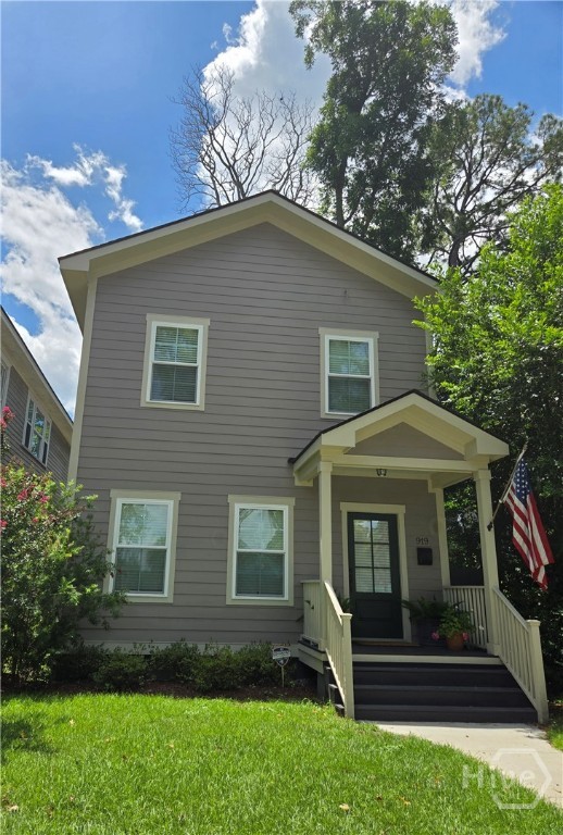 2nd image of 919 E E Waldburg St, Savannah, GA 31401 | MLS# SA347399