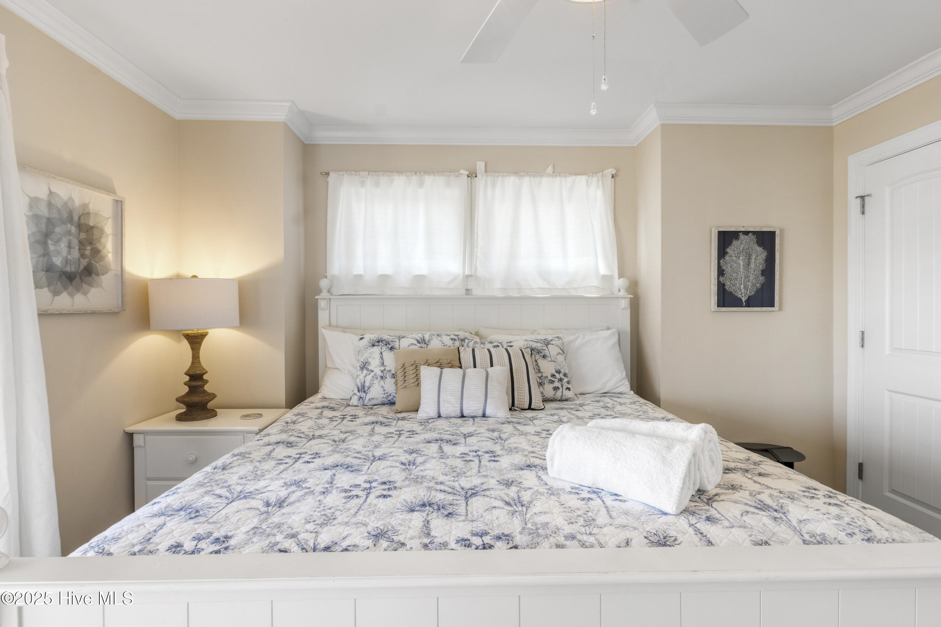 100557333 | Photo 31