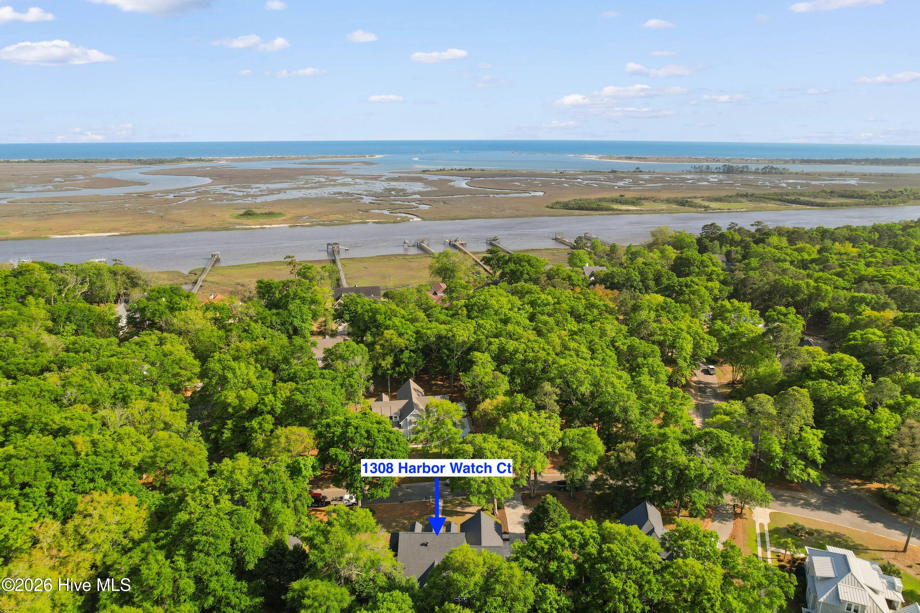 100569260 | Photo 55