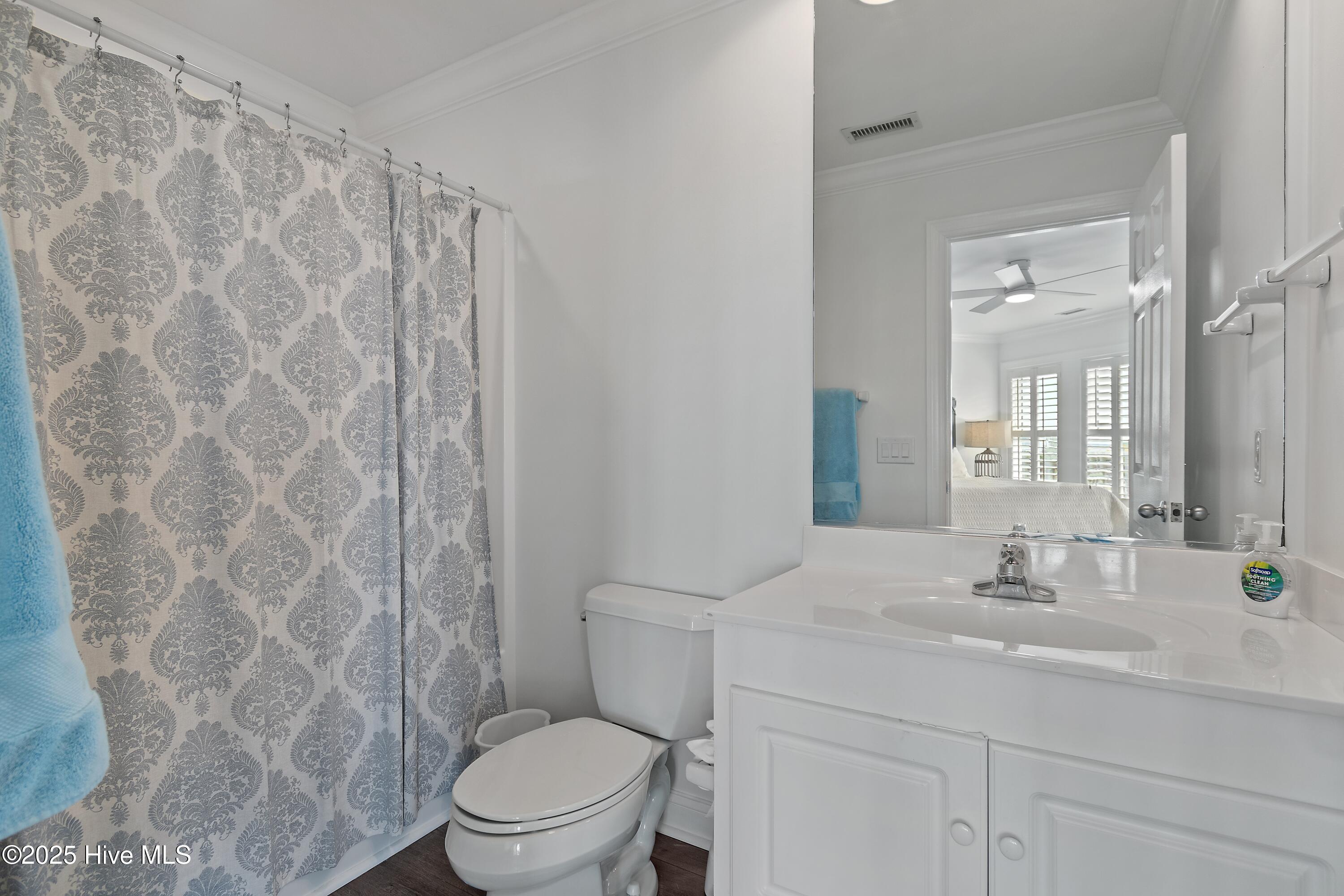 100536702 | Photo 83