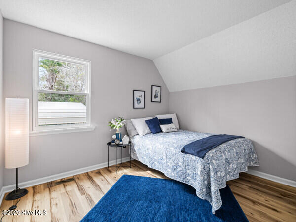 100558460 | Photo 26