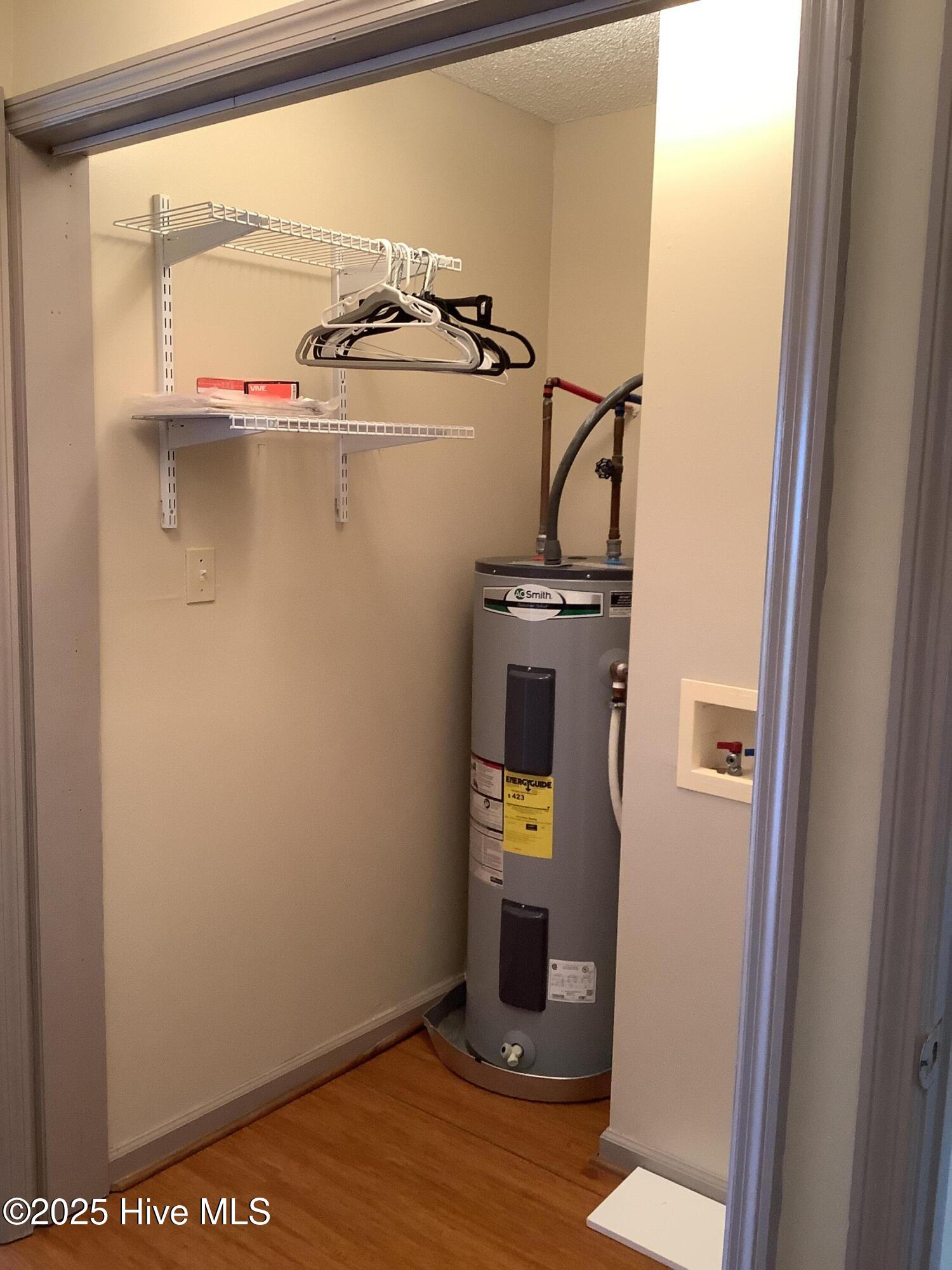 100530094 | Photo 13