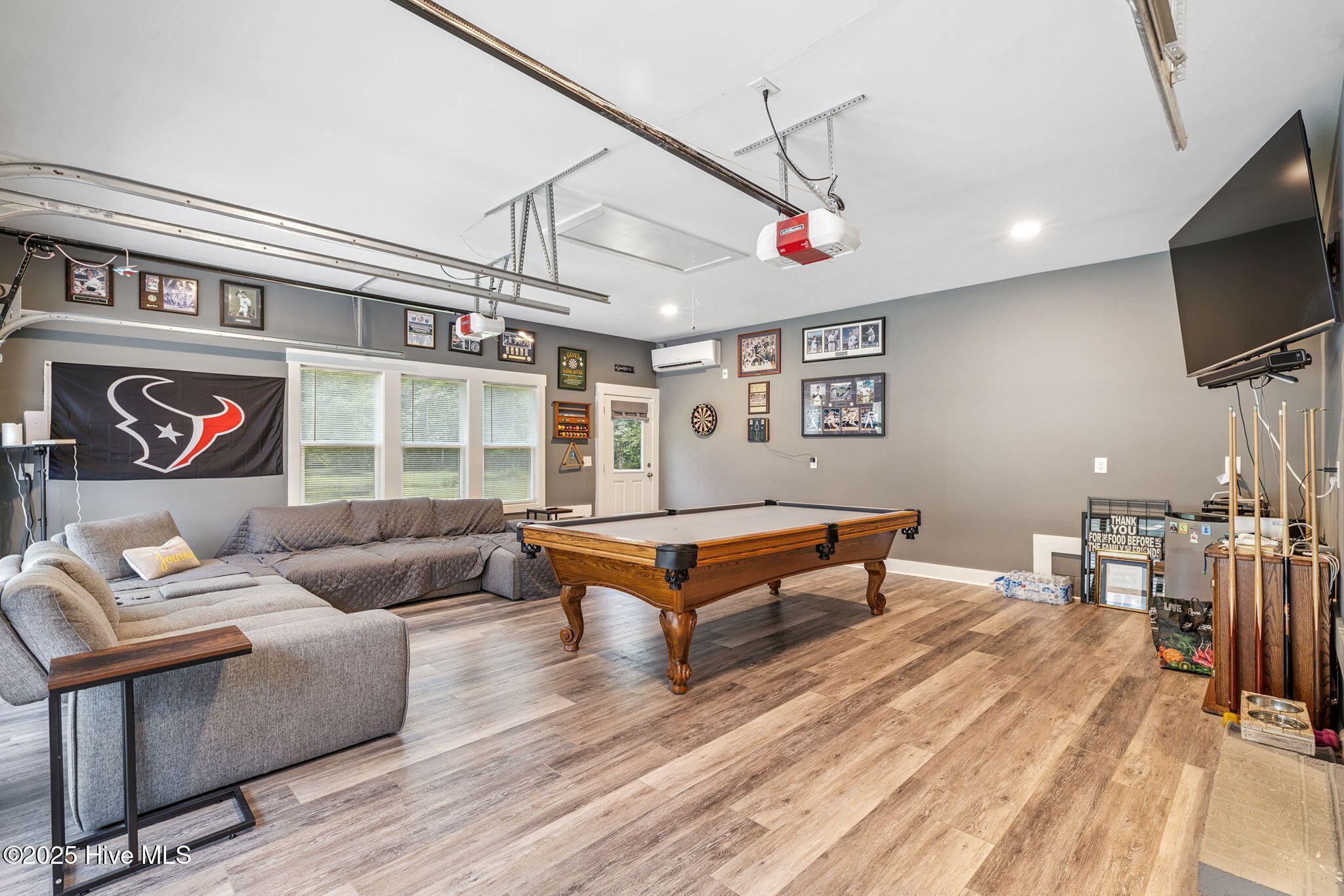 100520398 | Photo 44