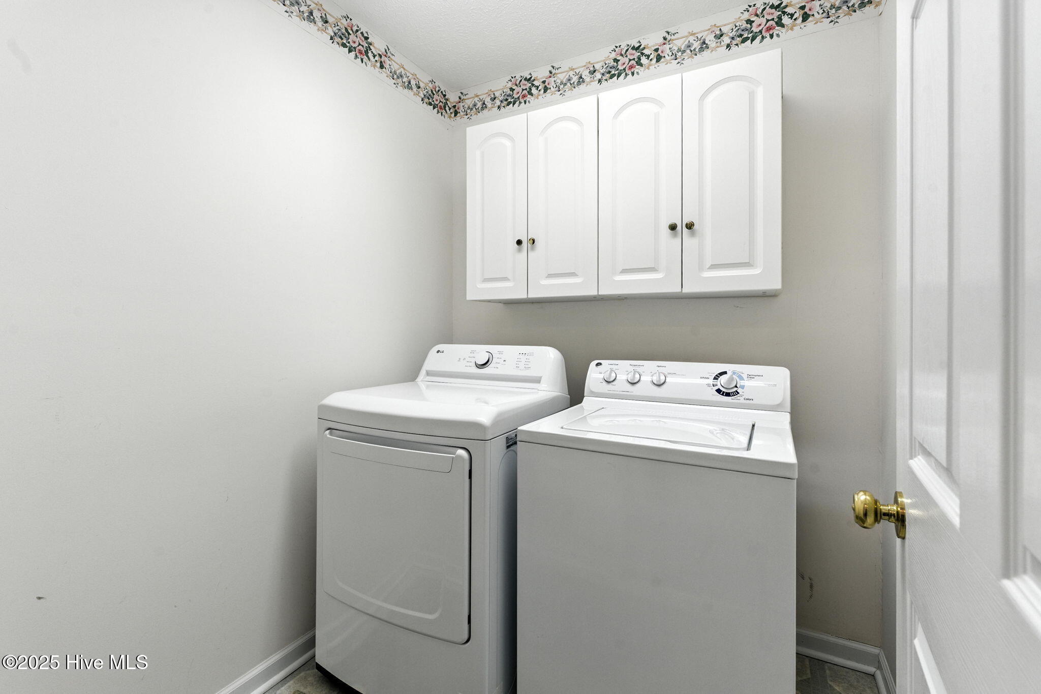 100523616 | Photo 25