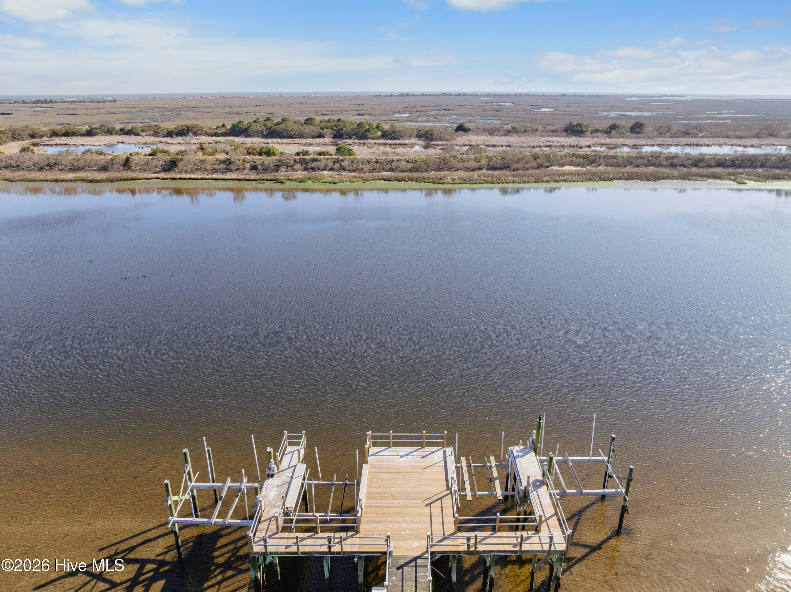 100556700 | Photo 73