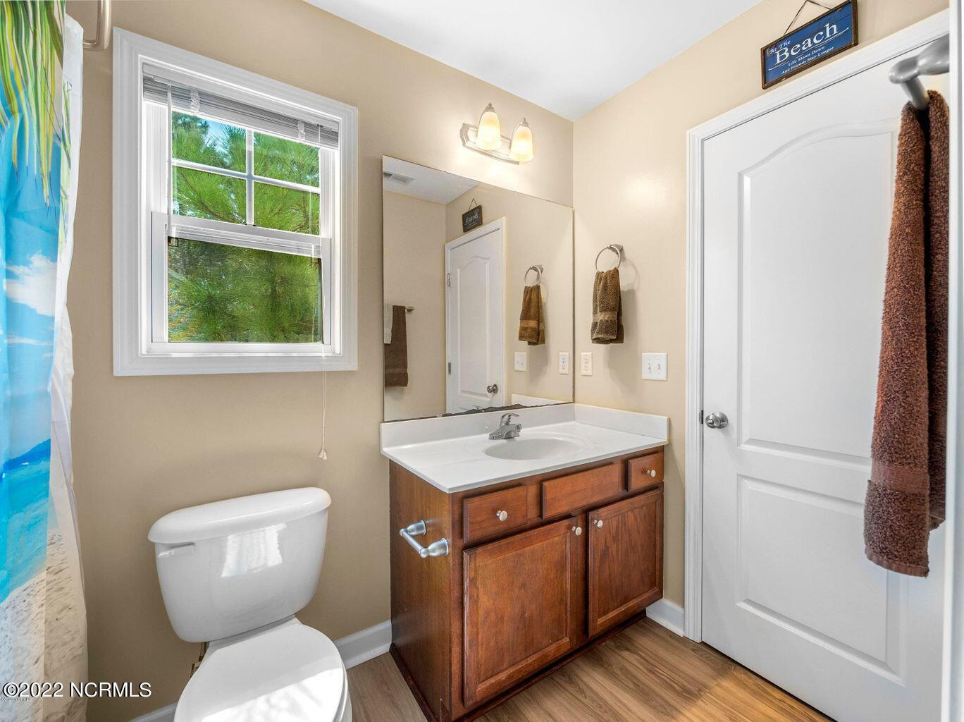 100559419 | Photo 24