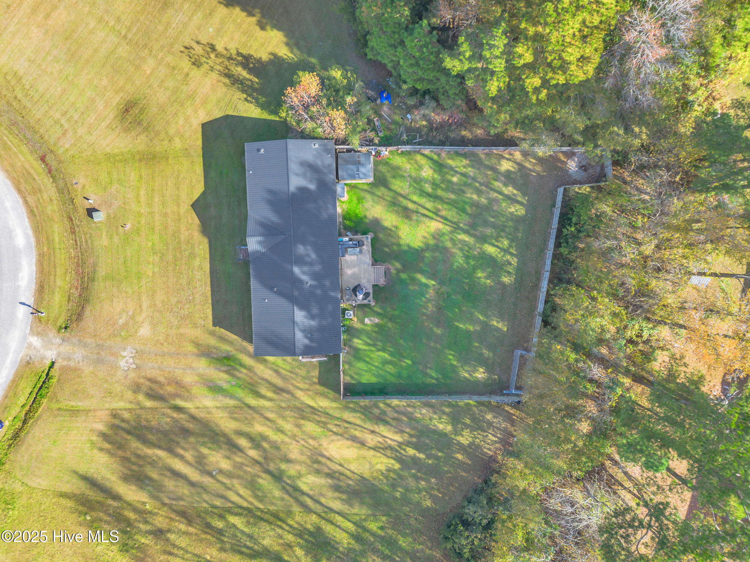 Homes for sale in Whiteville, NC | 406 King Arthur Dr, Whiteville, NC 28472 | MLS# 100543887