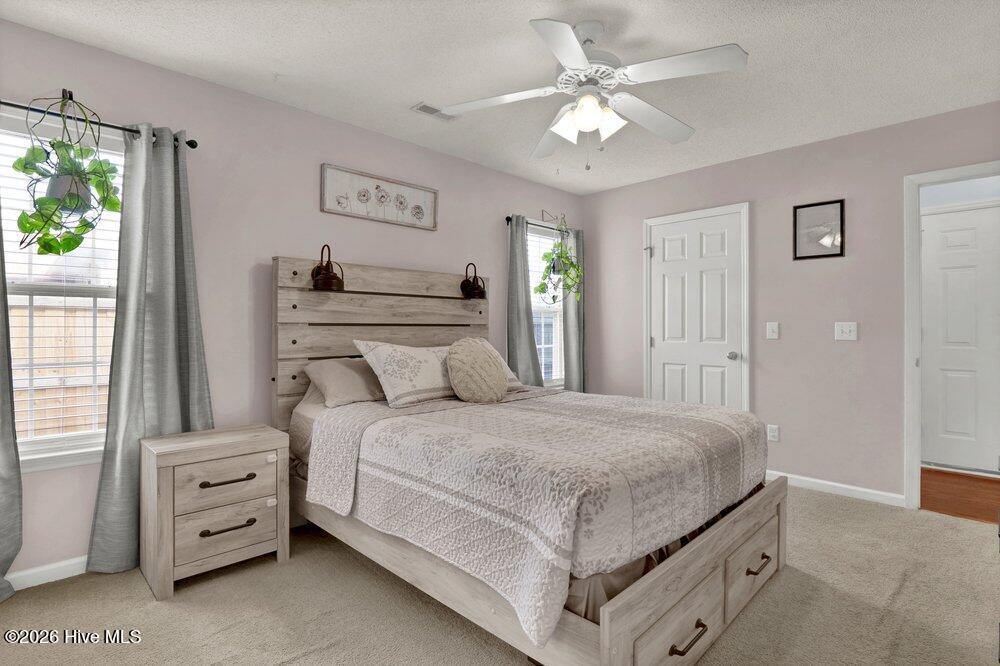 100551608 | Photo 16